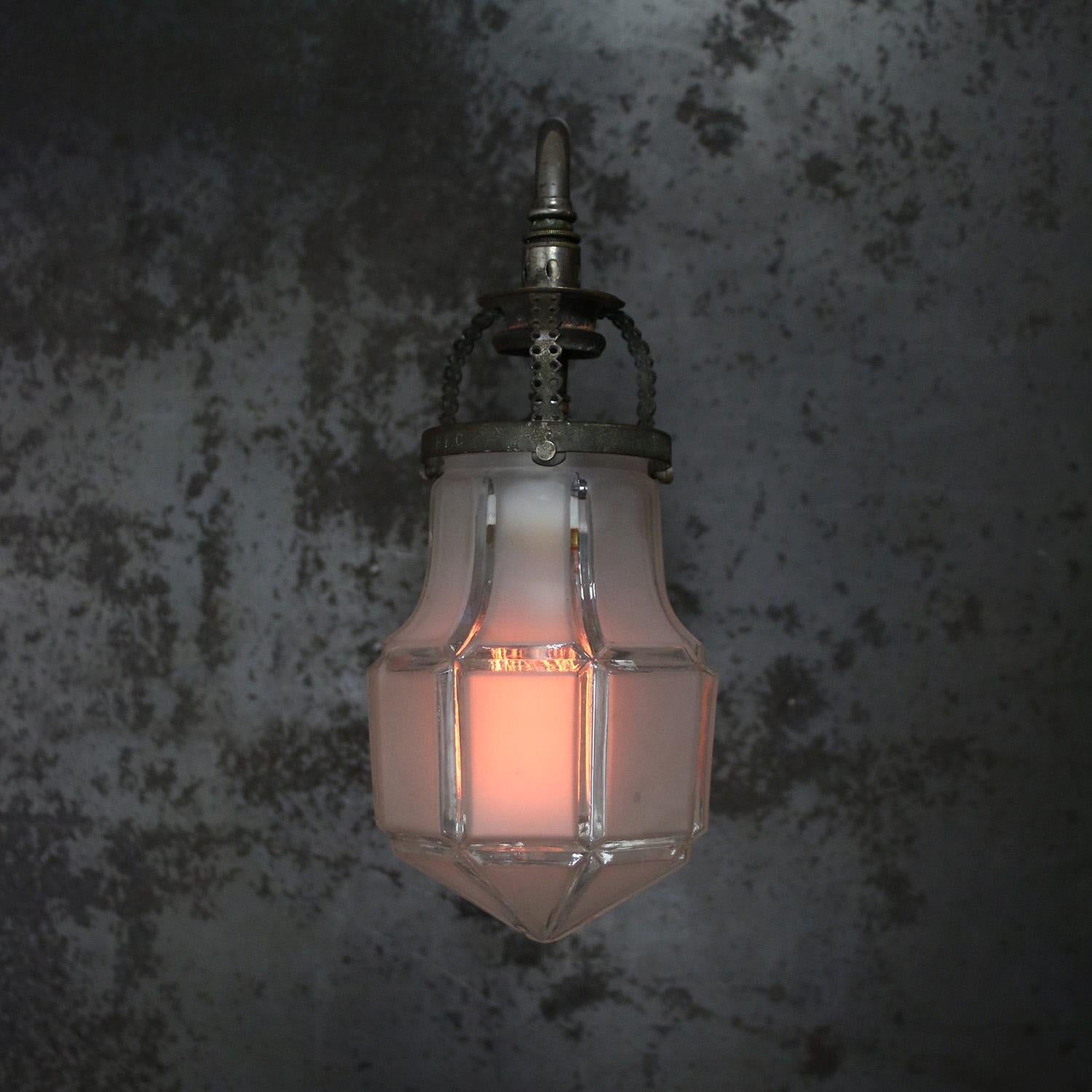 Frosted French Art Deco Cut Glass Sconce Wall Lamp 1910