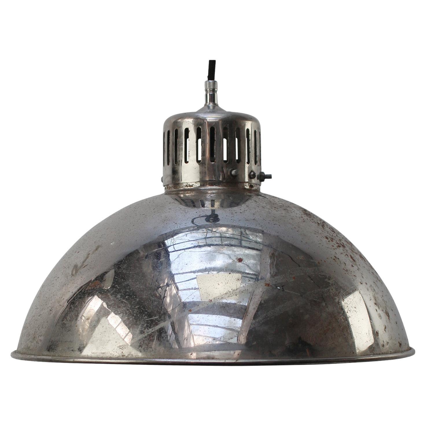 Französische medizinische Pedant-Leuchte aus Chrom und Metall, Vintage im Angebot