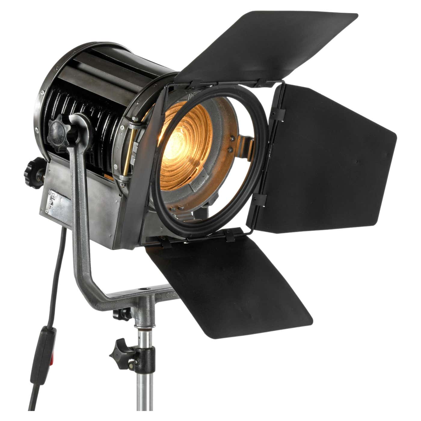French cinema projector from the 80s, completely refurbished with LED ...