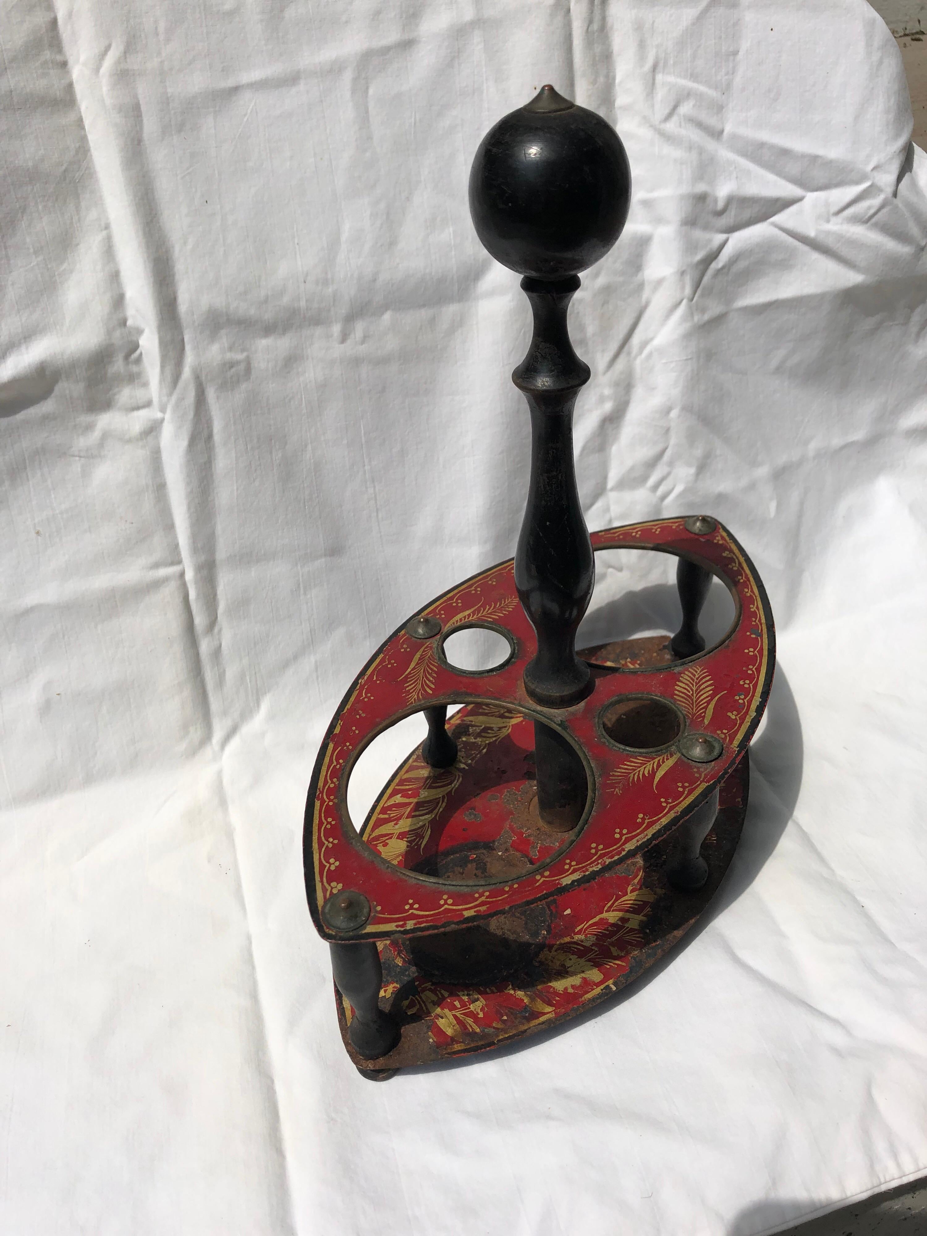 Charles X French circa 1820 Red Painted Tole Vinaigrier For Sale
