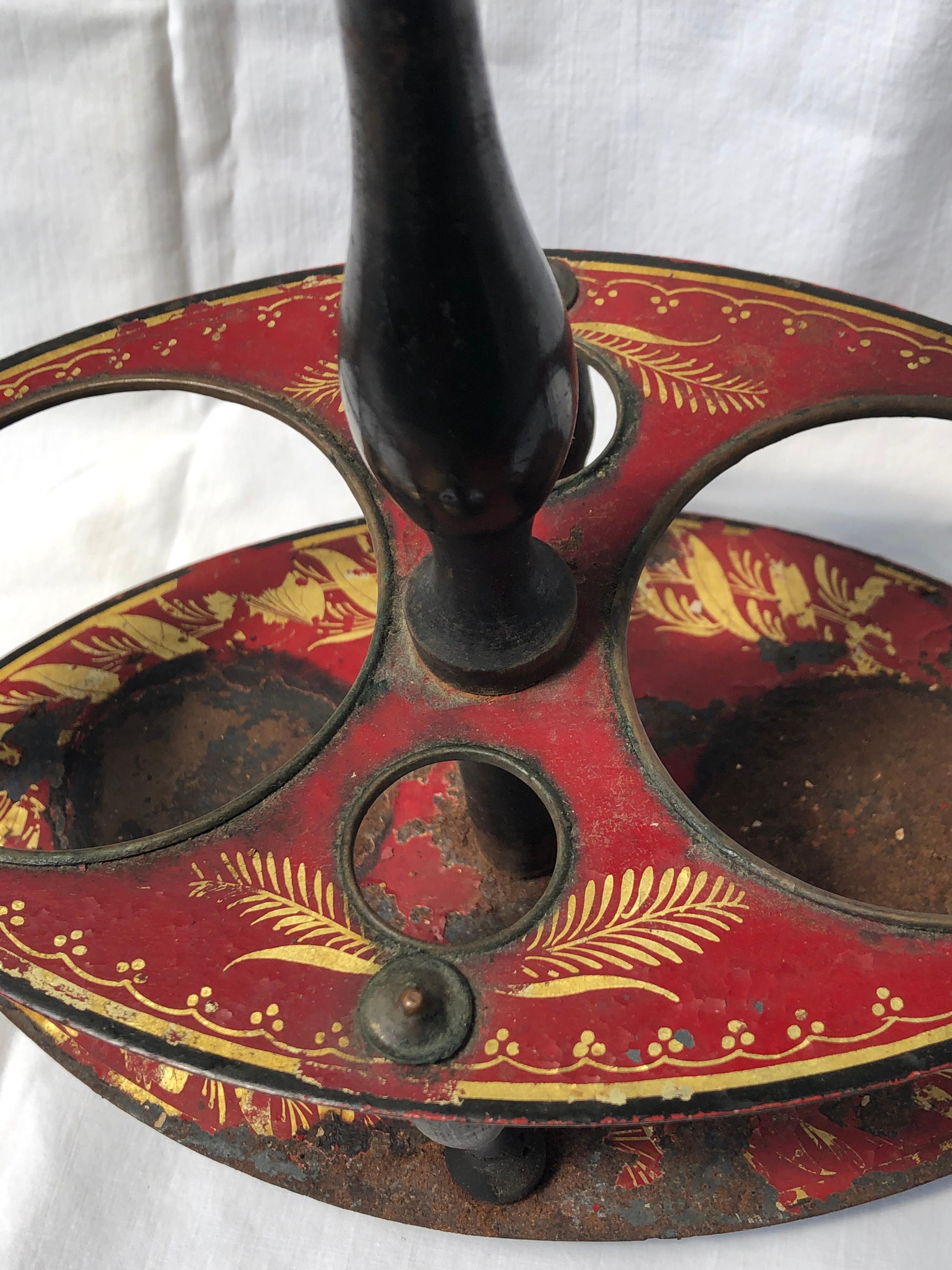 French circa 1820 Red Painted Tole Vinaigrier In Distressed Condition For Sale In Hudson, NY