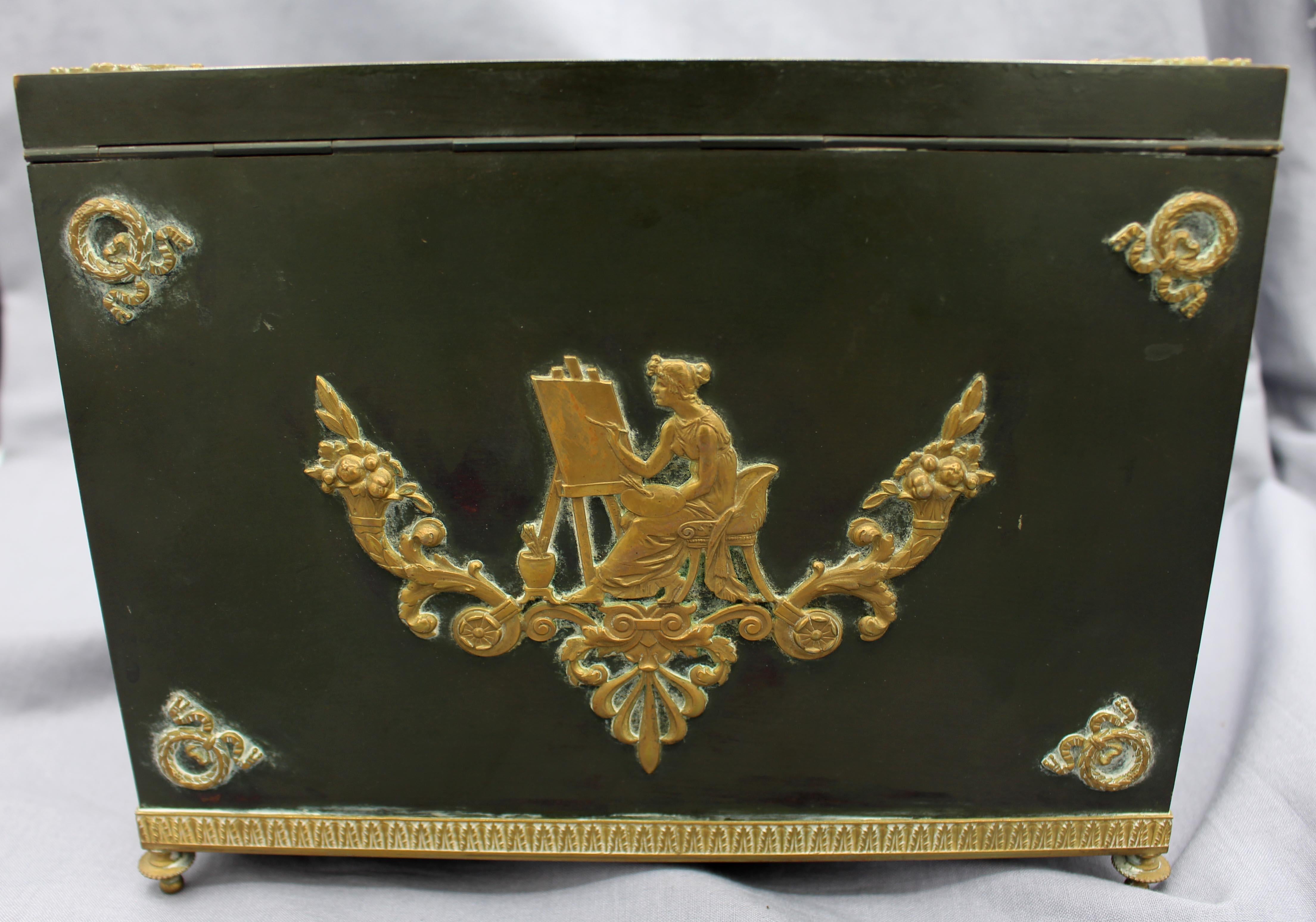Französisch CIRCA 1870 Bronze Messing montiert Briefe Box im Angebot 2