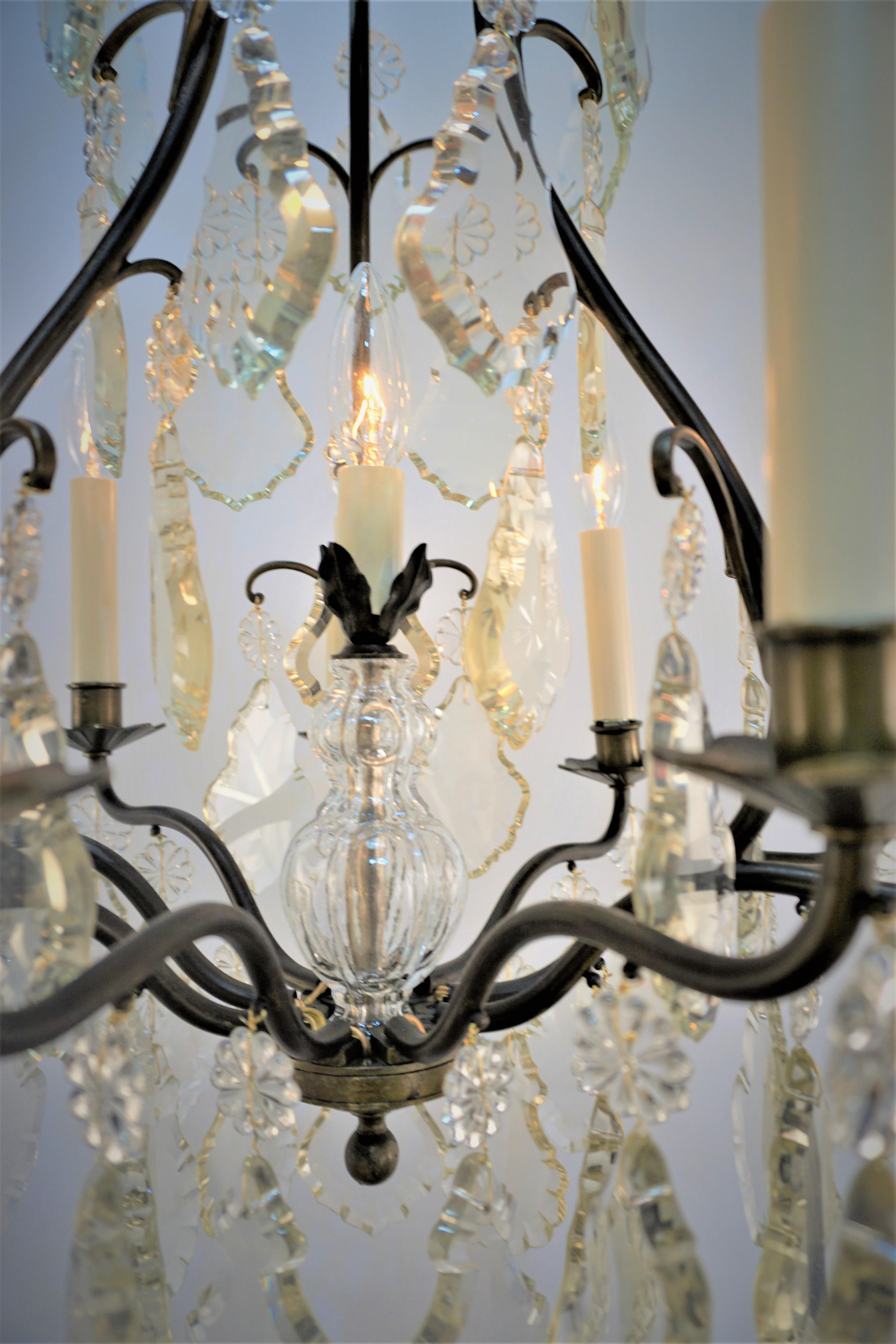 French Circle 1920's Crystal and bronze Chandelier In Good Condition For Sale In Fairfax, VA