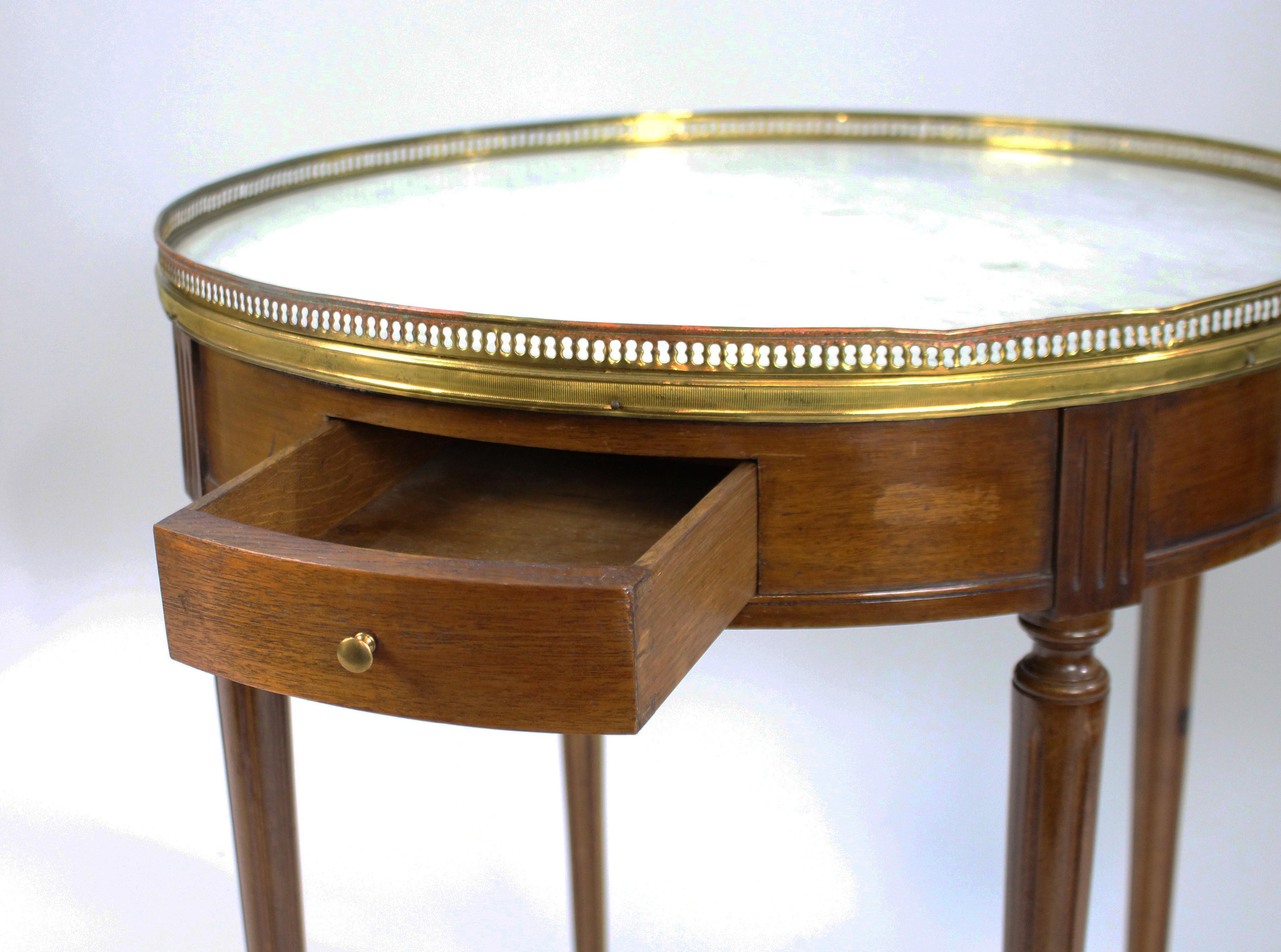 French Circular Marble-Topped Lamp Table 5
