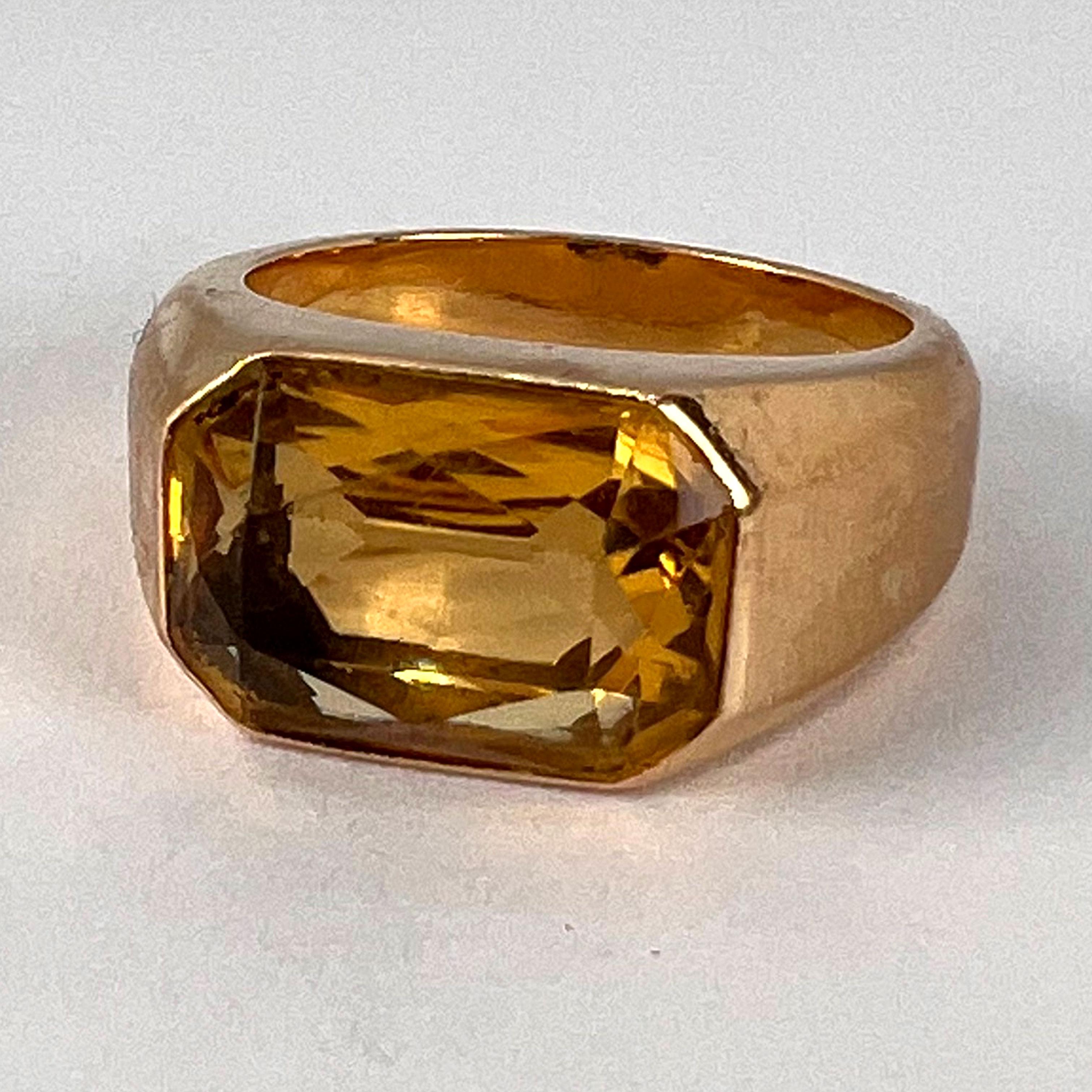 French Citrine 18 Karat Yellow Gold Tank Ring In Good Condition For Sale In London, GB