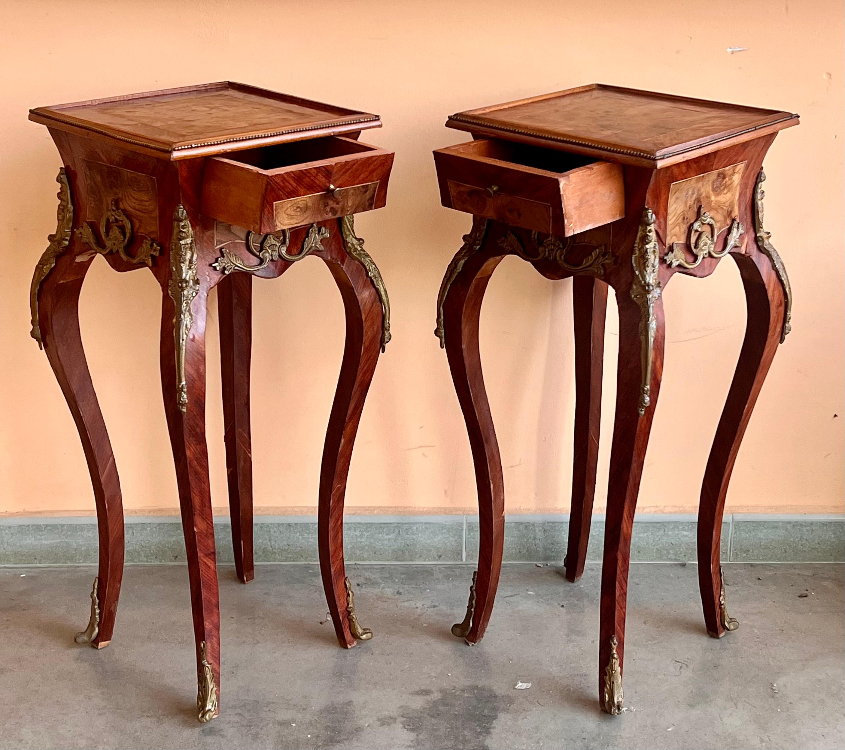 French Classic Louis XV Style Marquetry Nightstands with Drawer, 1910 For Sale 2