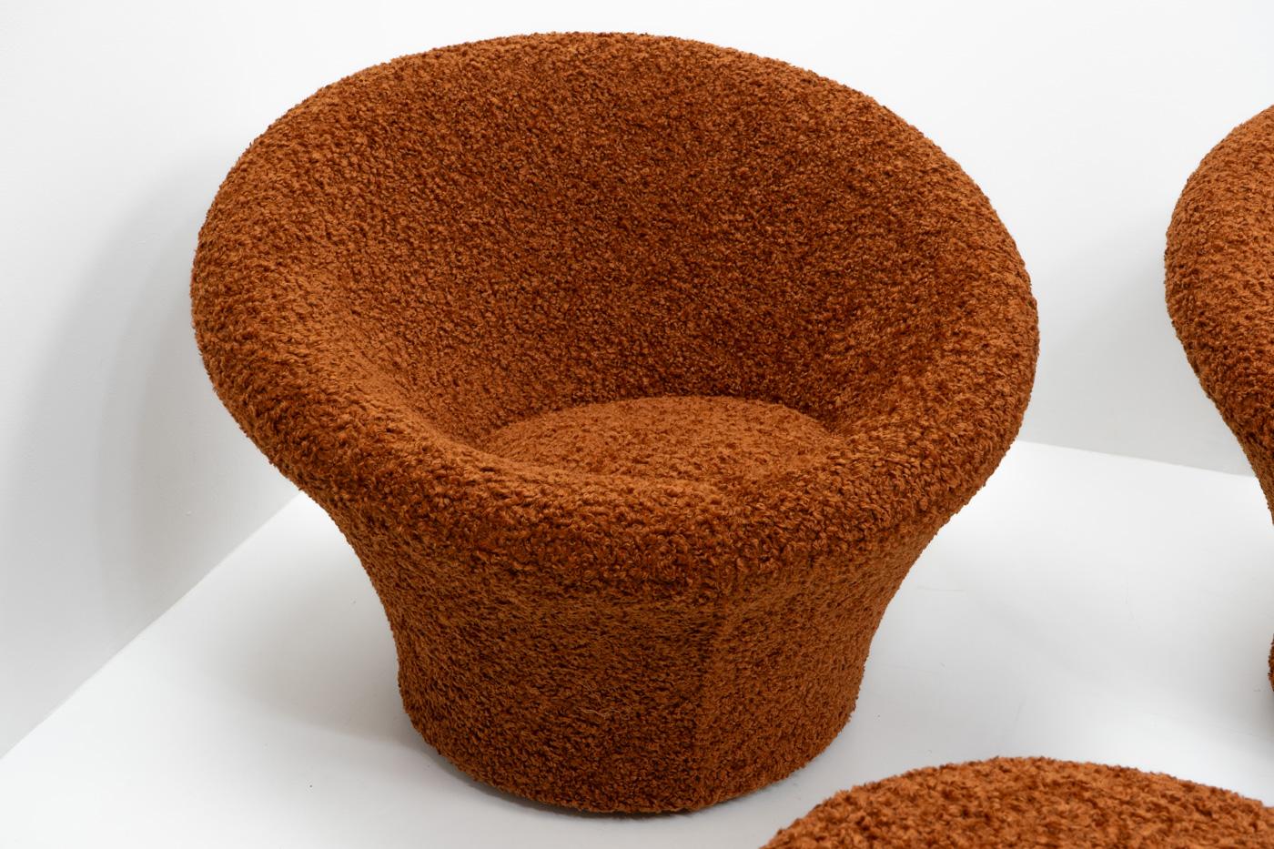 Dutch French Classic Pierre Paulin for Artifort Mushroom Lounge Chair and Ottoman For Sale