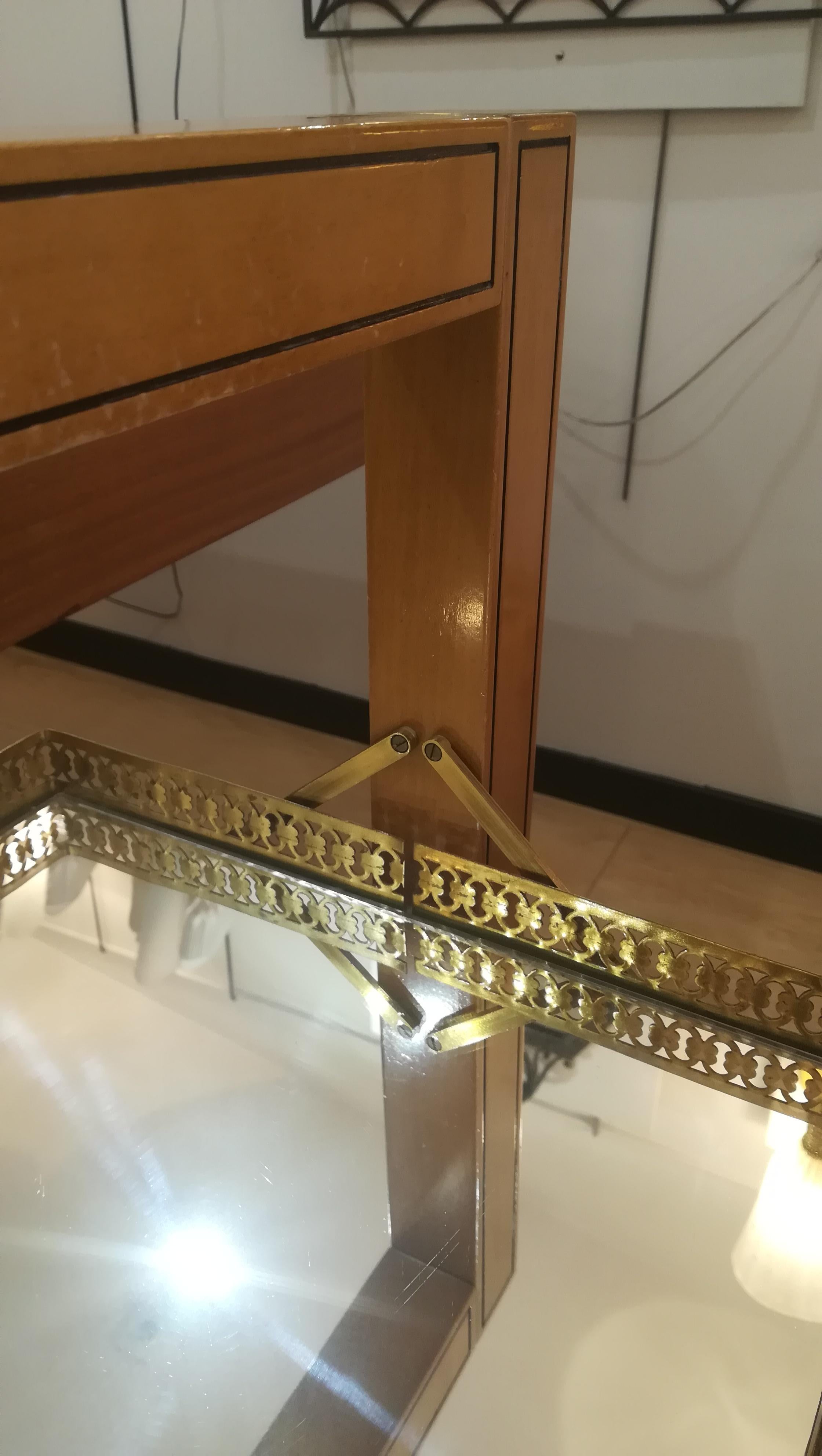 Table de service classique française en vente 5
