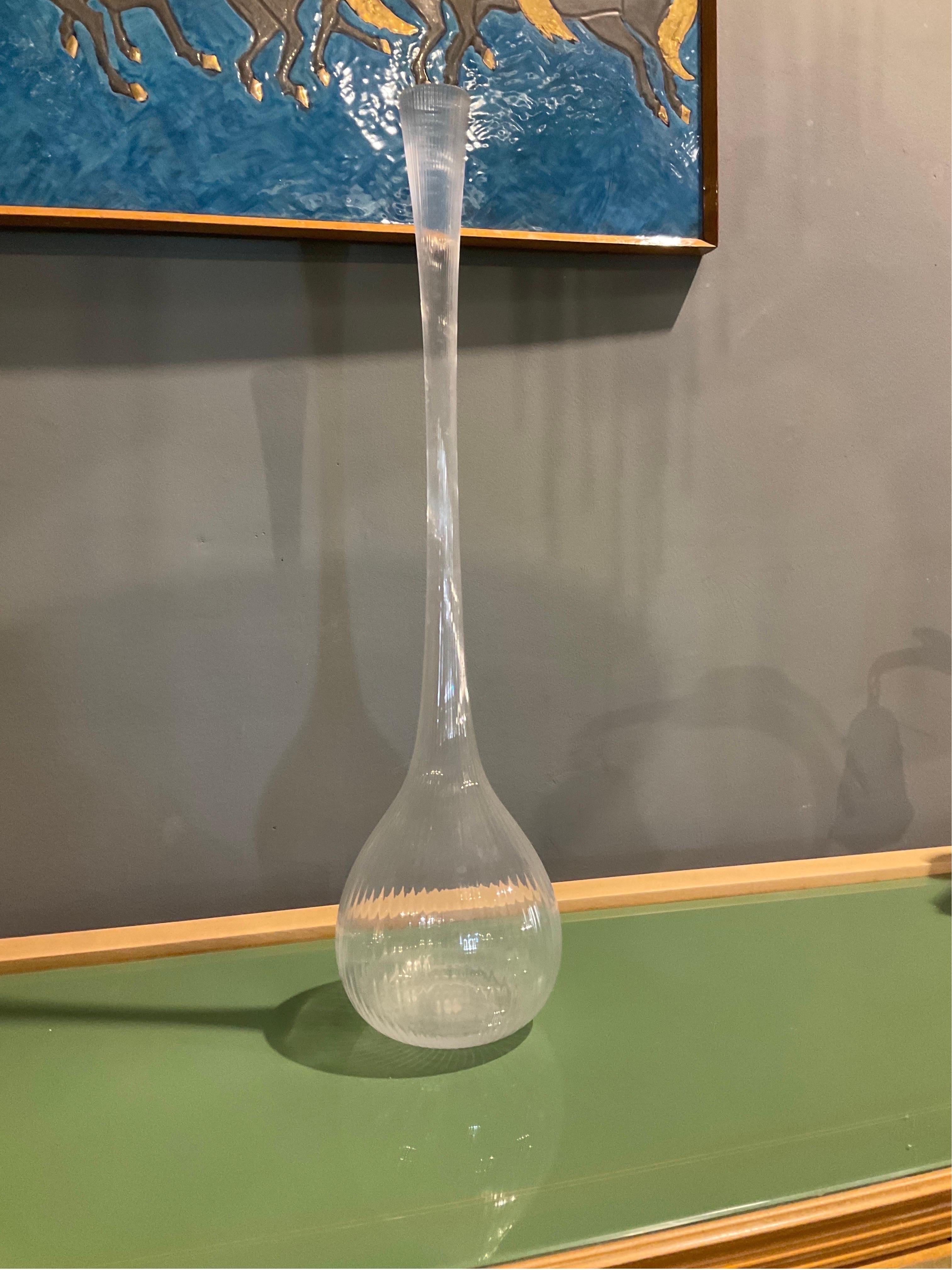 Vase en verre transparent français de Daum, France, 1970 3