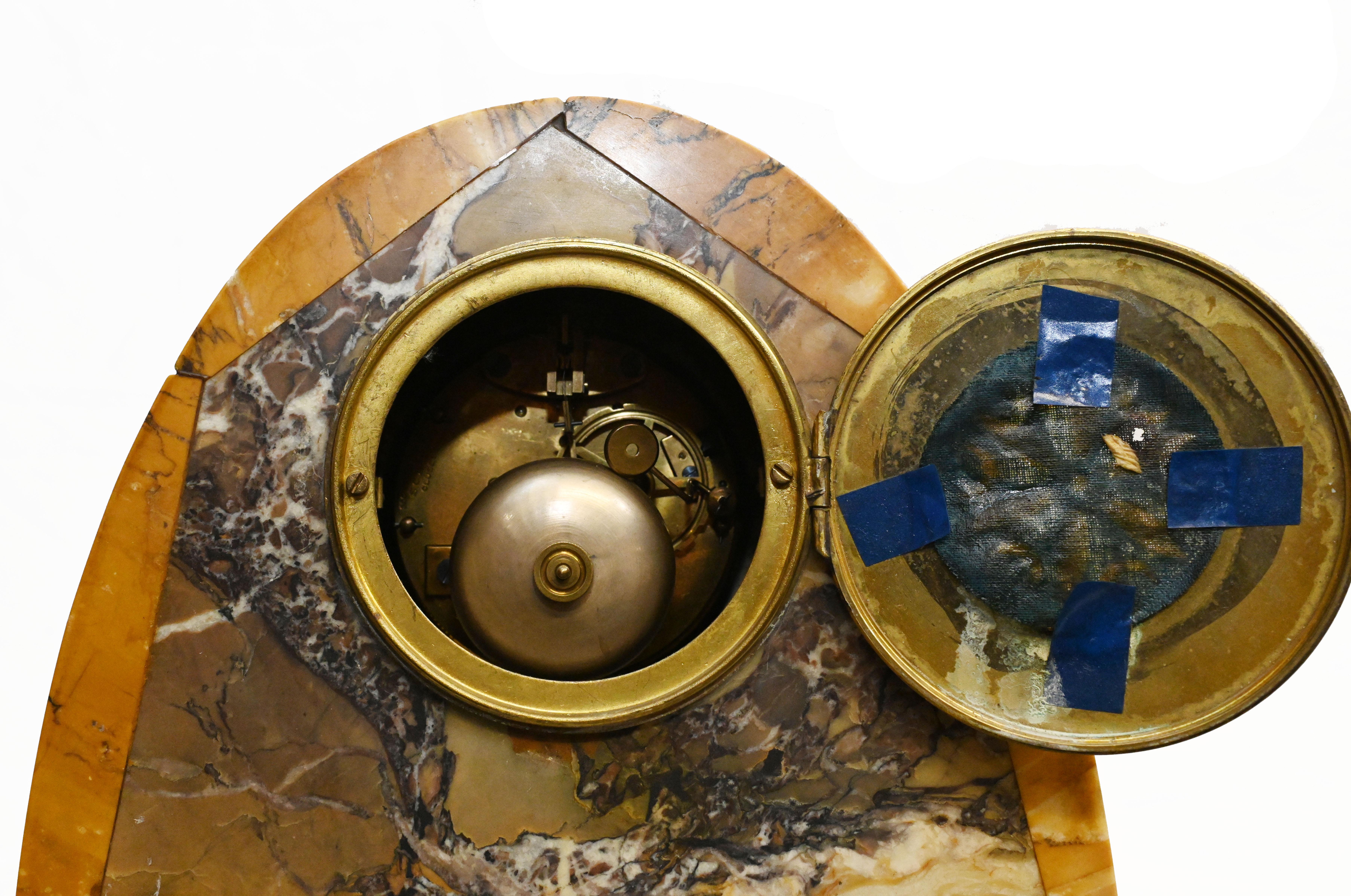 Antike französische Kaminsims-Garnitur-Marmor-Uhr, 1900 im Angebot 9