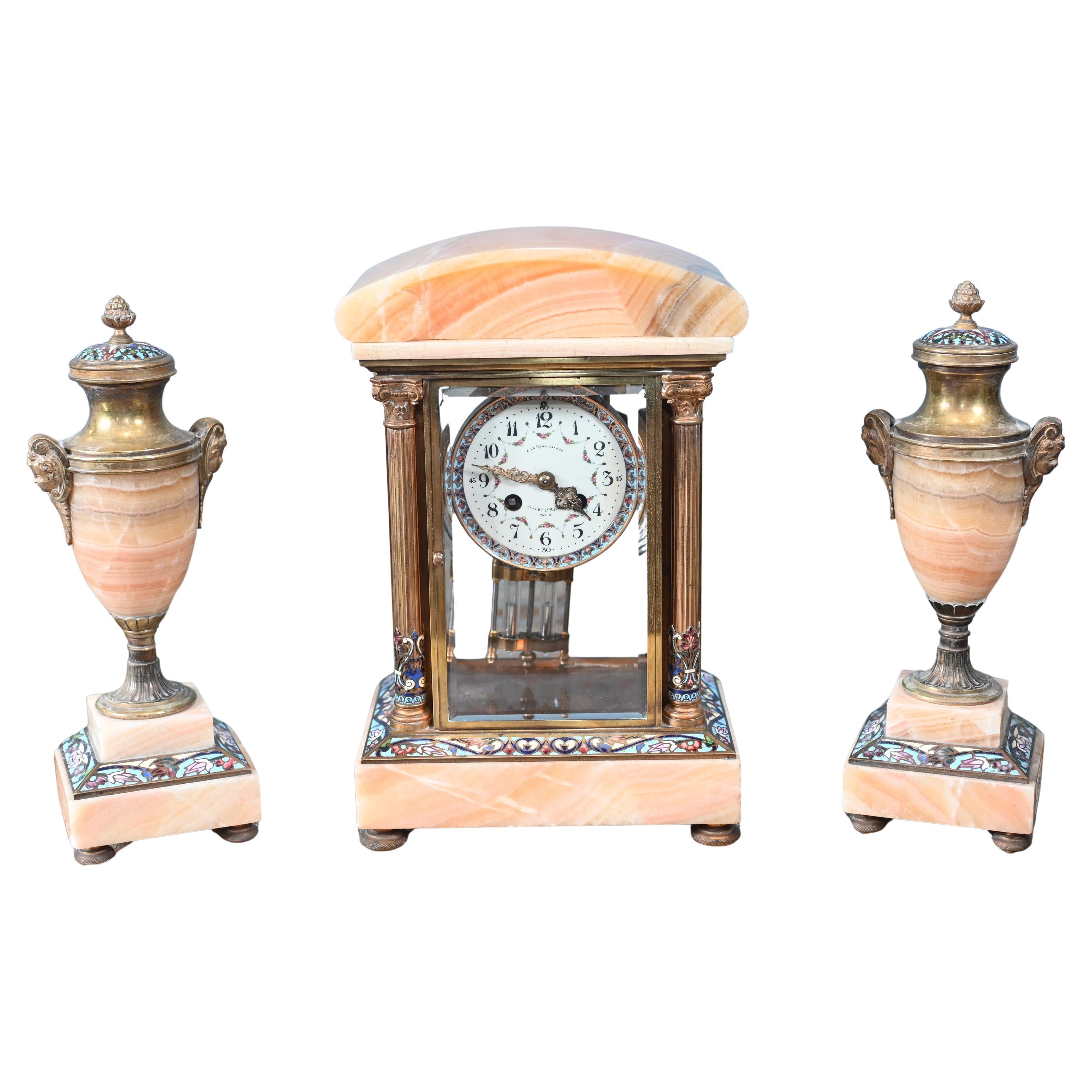 Set di orologi francesi in marmo con guarnizione Belle Epoque 1880 in vendita