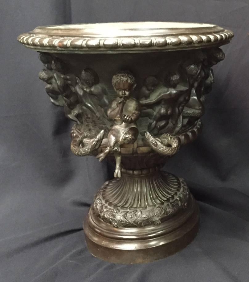 French Clodion Style Oval Bowl with Cherub Handles In Good Condition In Cypress, CA