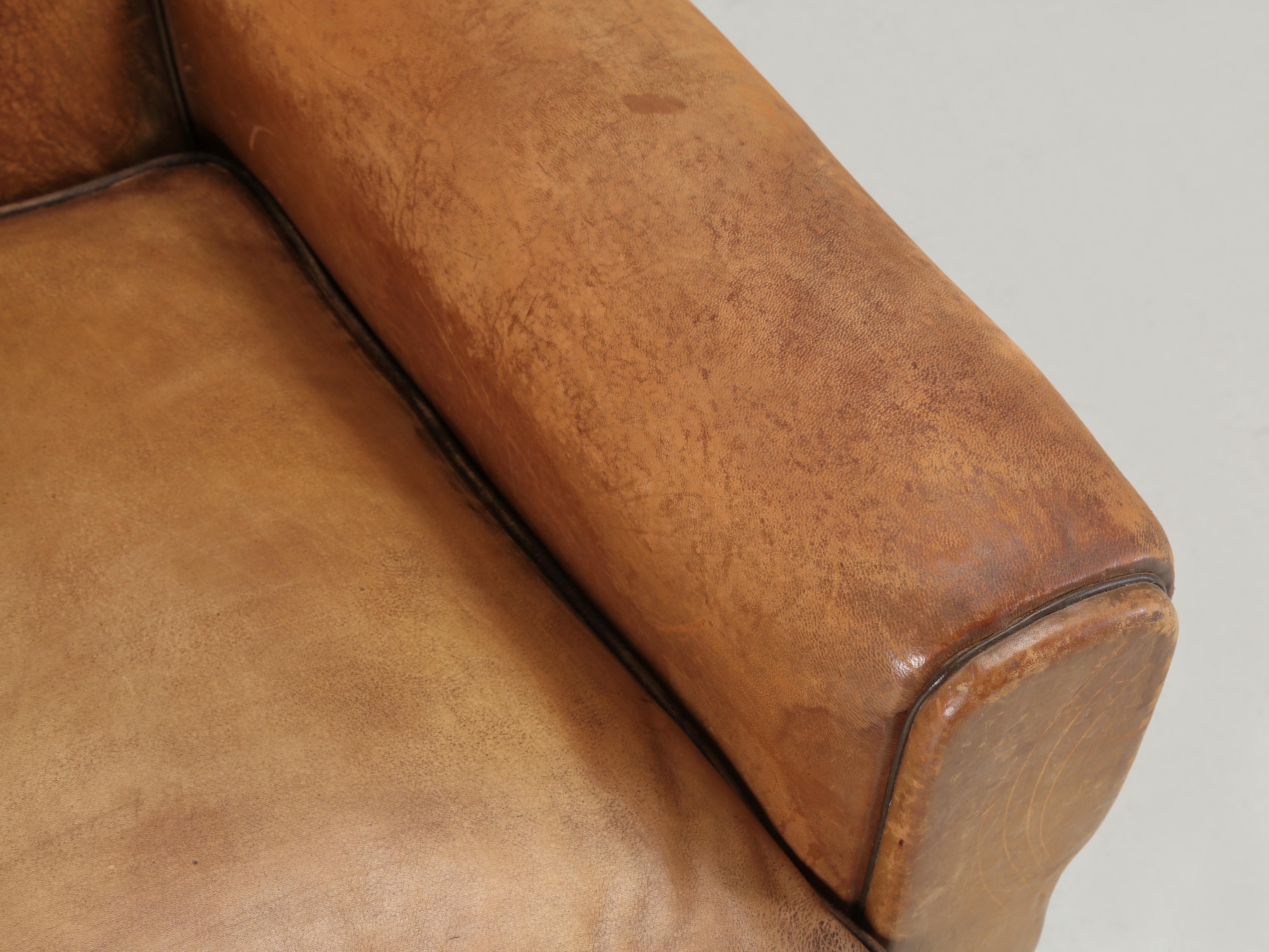 Lambskin French Club Chair in Original Leather Completely Restored Horsehair Coco Fibers