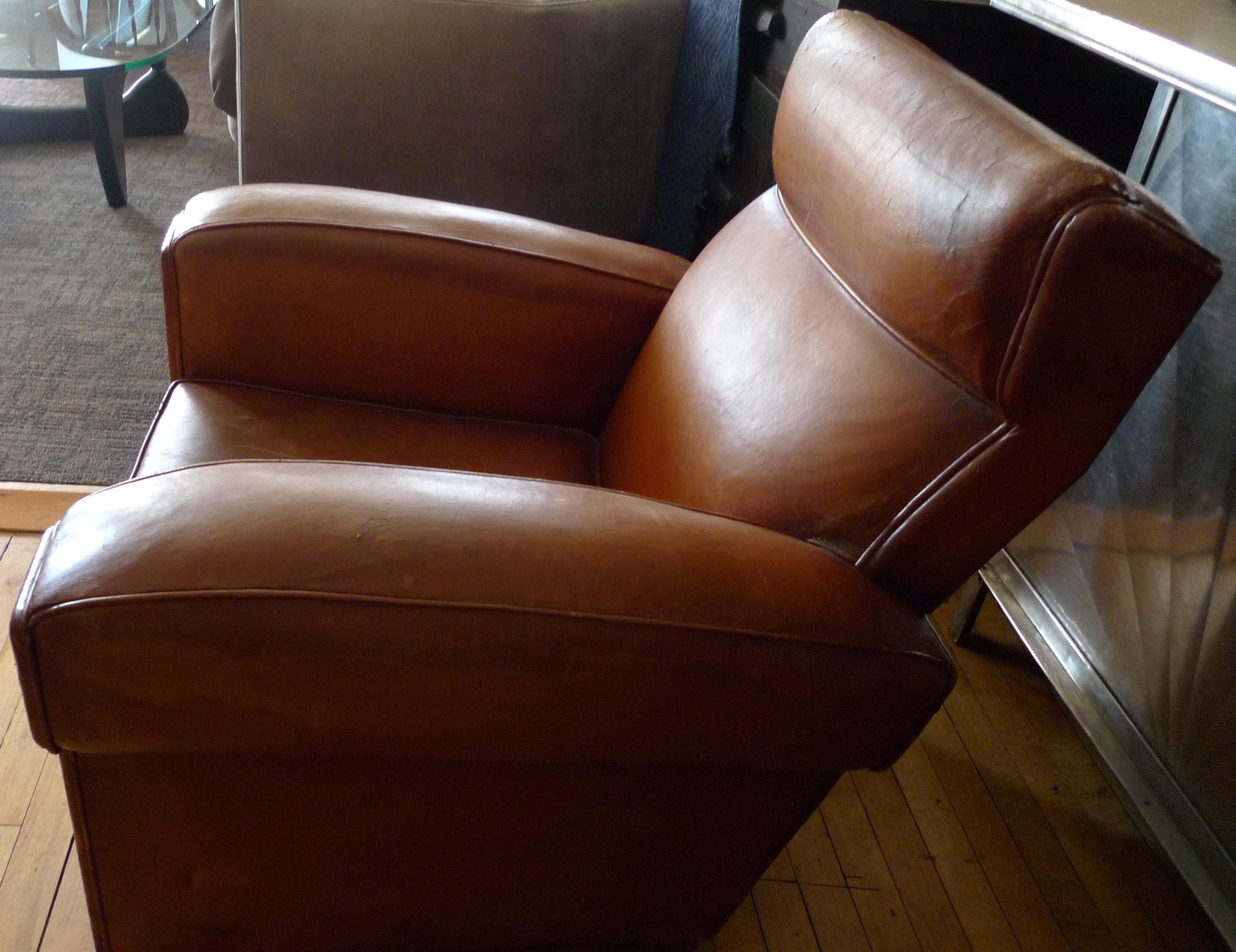 Hardwood French Club Chair of Brown Leather, circa 1930s. For Sale