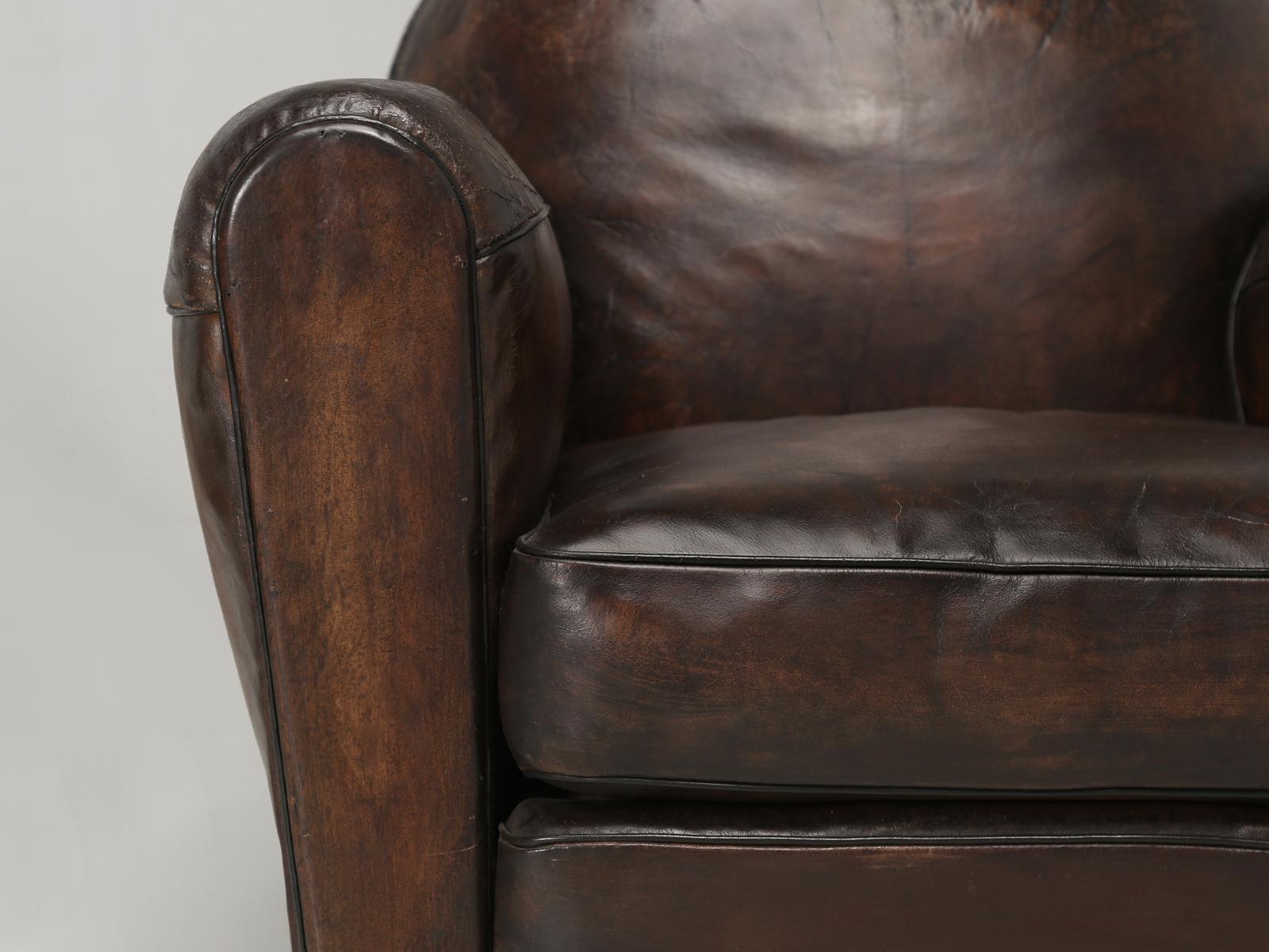 French Club Chairs in Their Original Leather, Properly Restored Internally  12