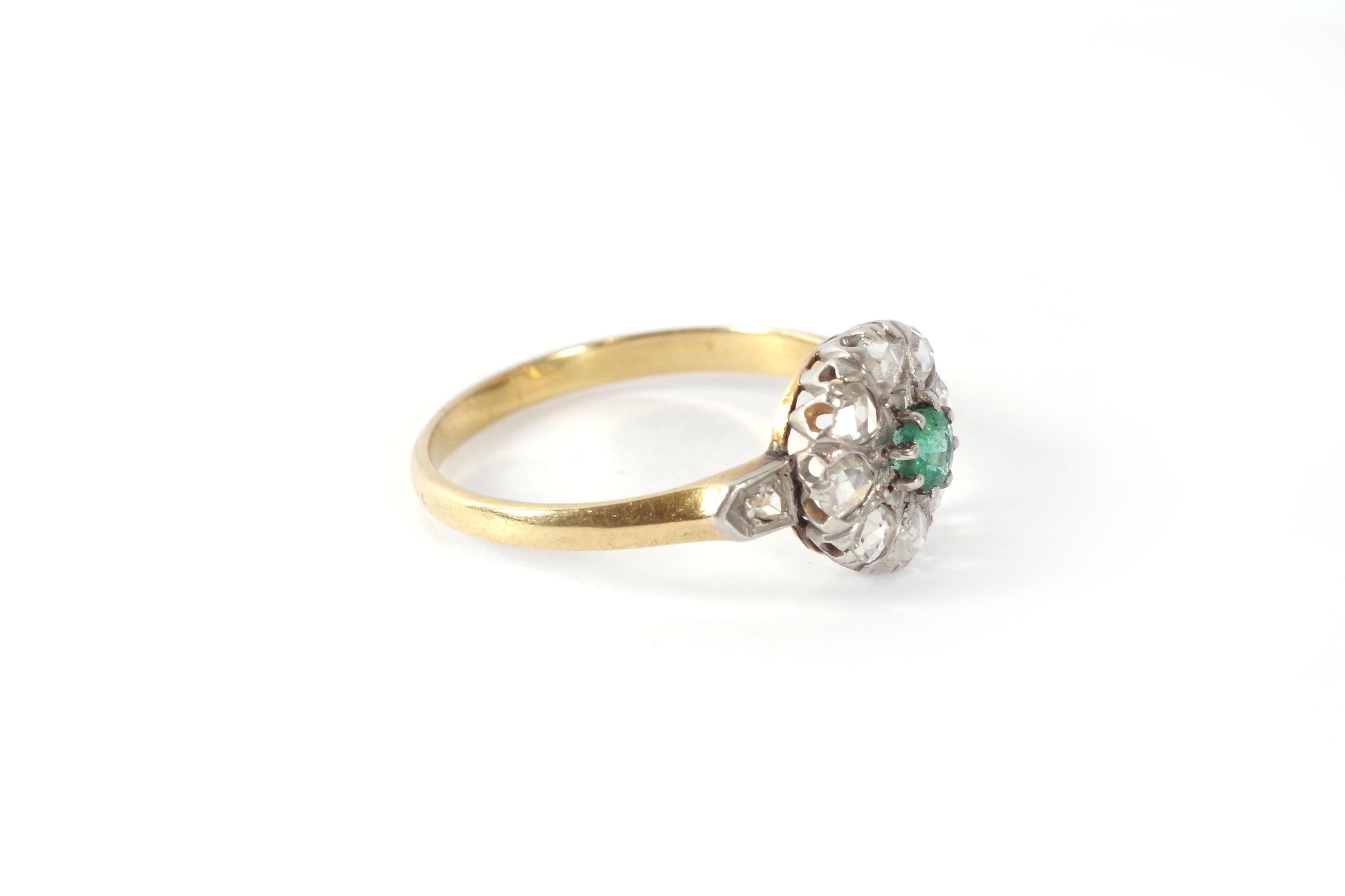 Belle Époque French cluster emerald ring in 18 karat pink gold and platinum