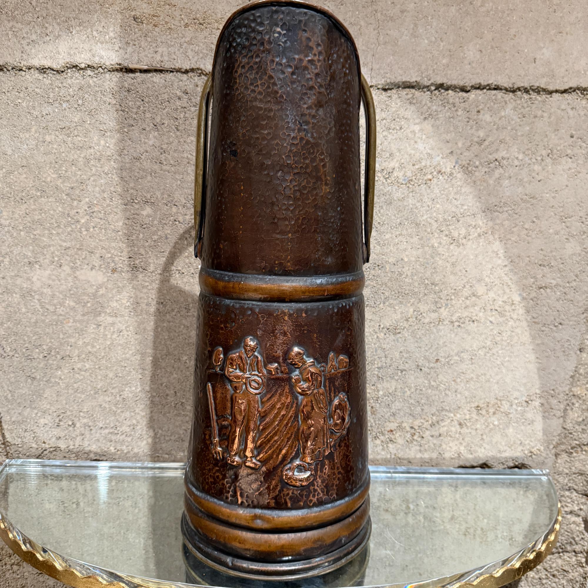 Französischer Kohlenschacht - Schirmständer Kupfer & Messing Antique von IGRO (Gehämmert) im Angebot
