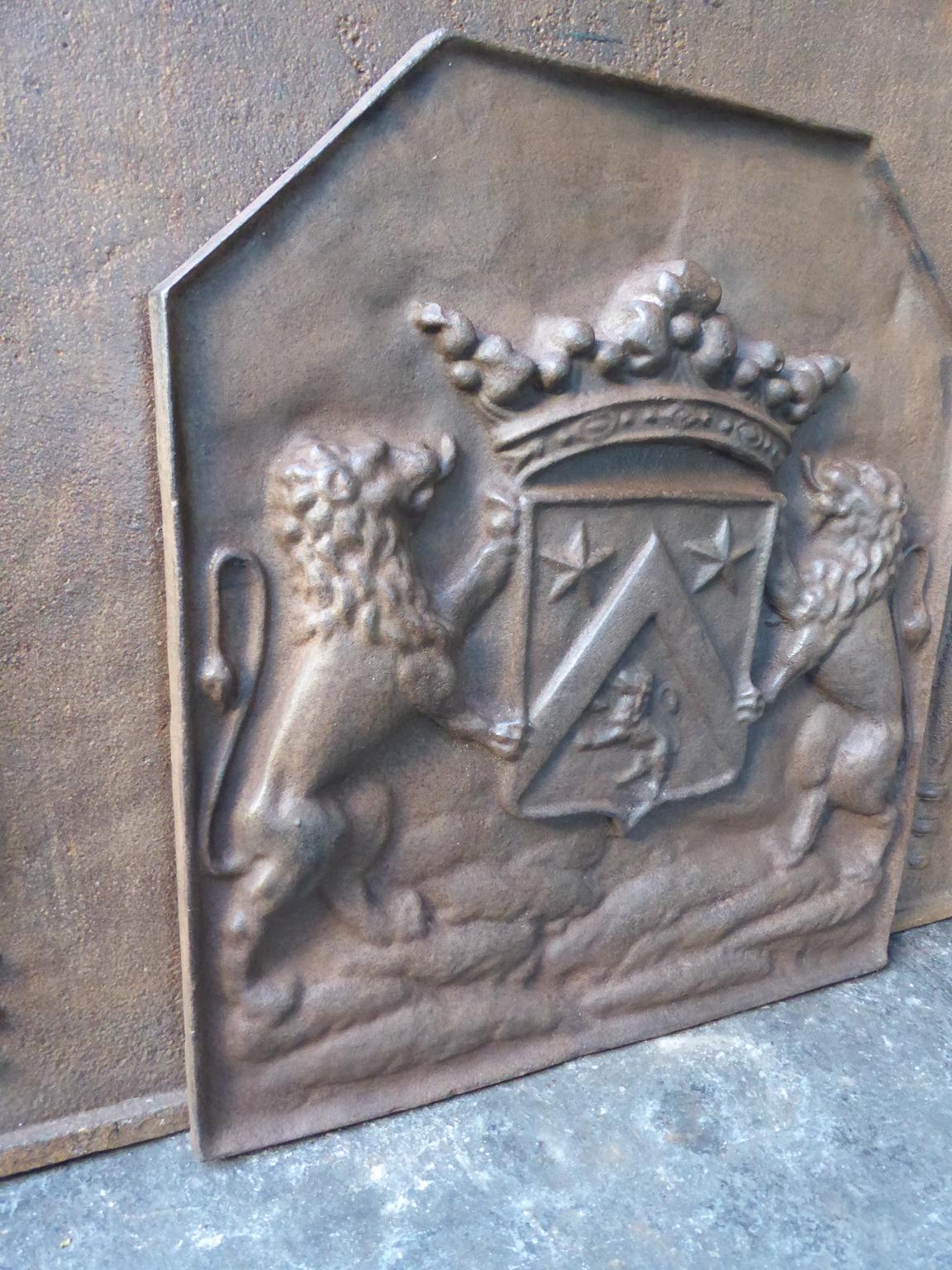 Iron French 'Coat of Arms' Fireback