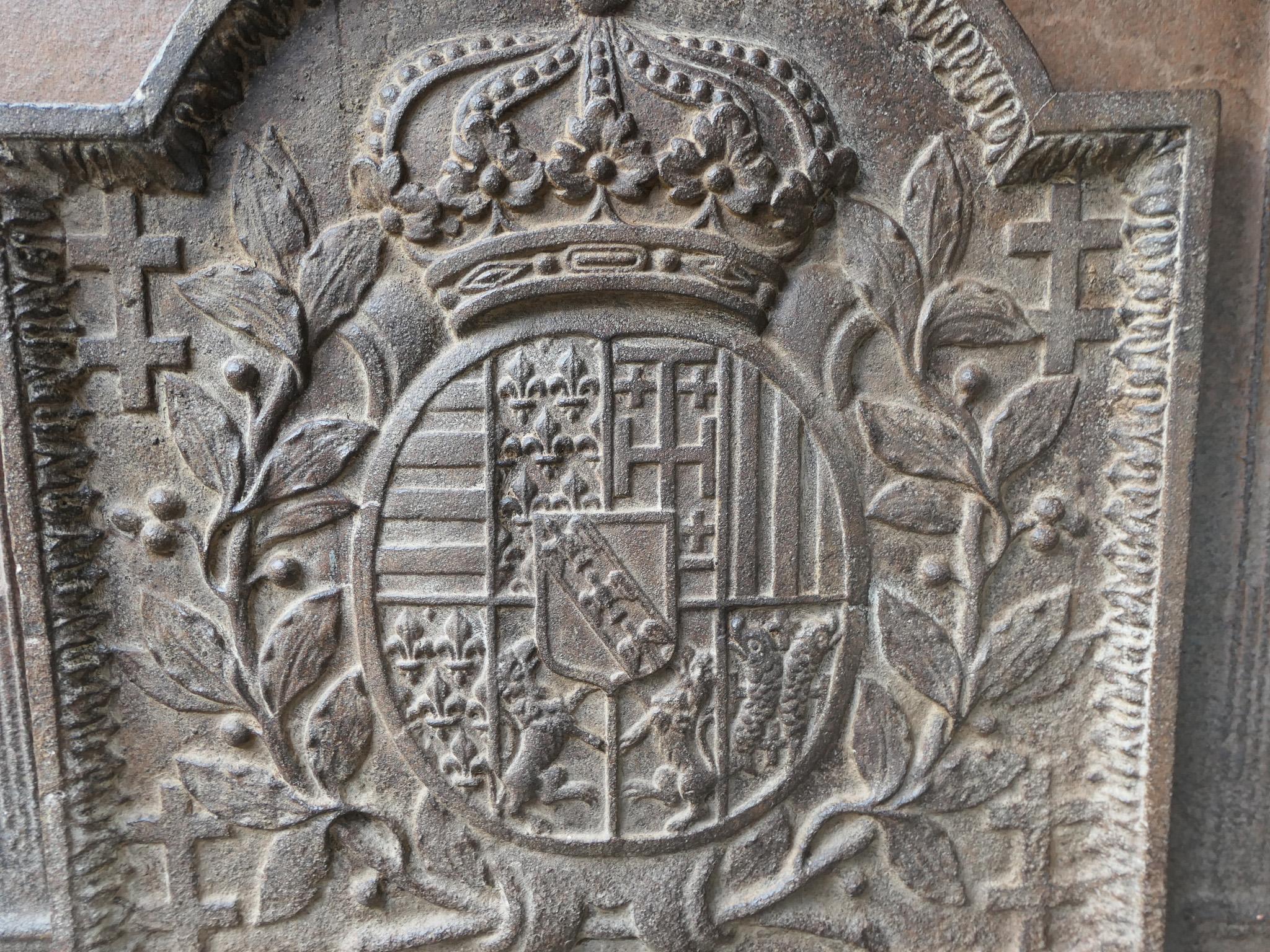 French 'Coat of Arms of Lorraine' Fireback / Backsplash, 18th-19th Century For Sale 3