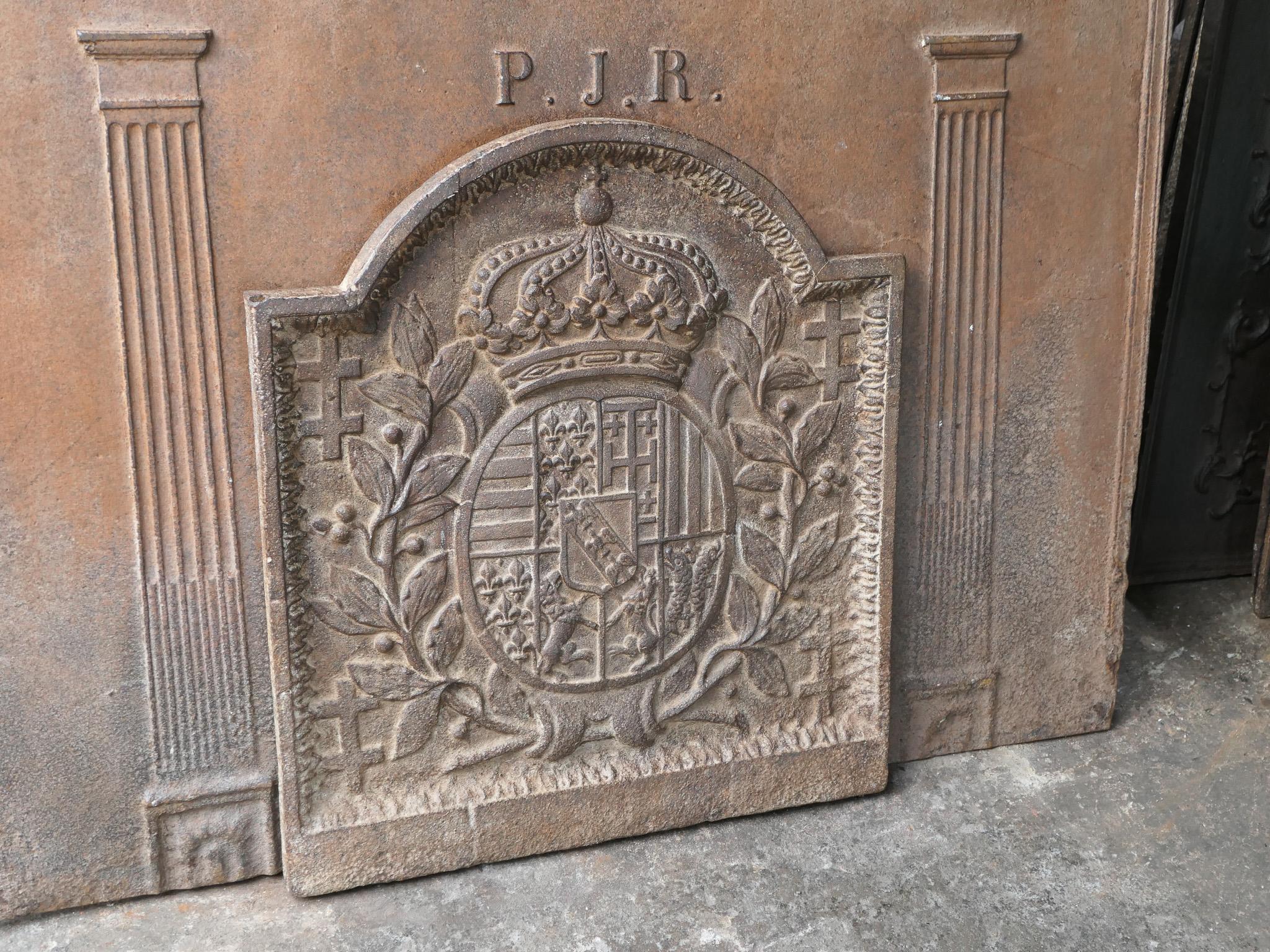 French 'Coat of Arms of Lorraine' Fireback / Backsplash, 18th-19th Century In Good Condition For Sale In Amerongen, NL