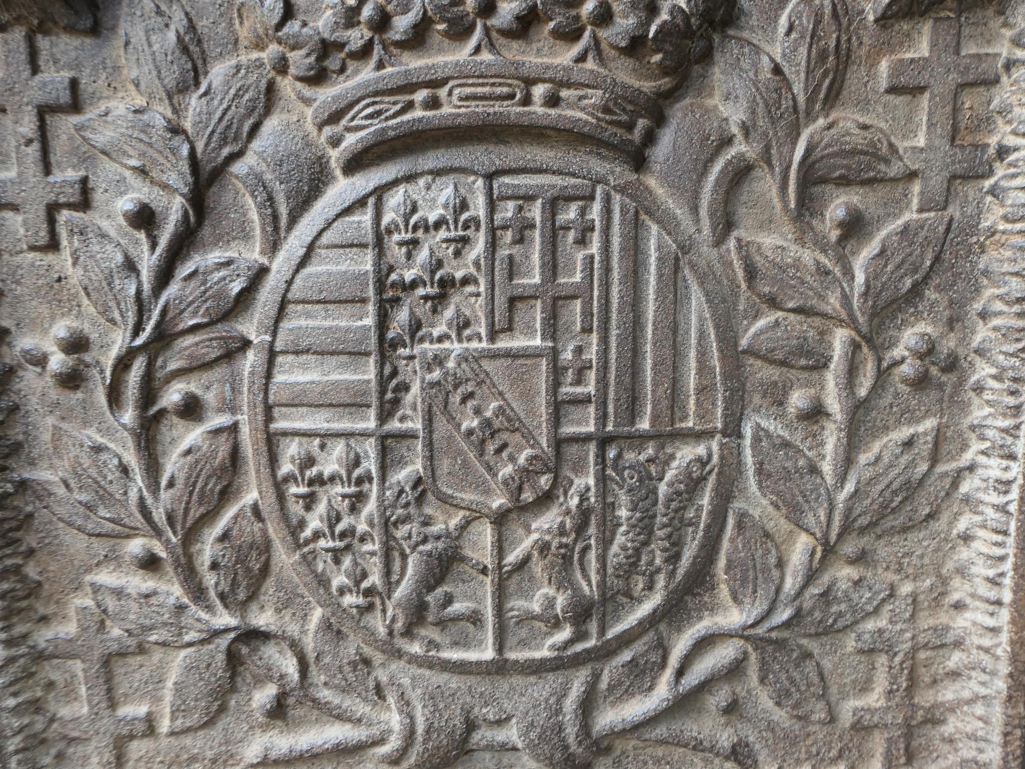 French 'Coat of Arms of Lorraine' Fireback / Backsplash, 18th-19th Century For Sale 2