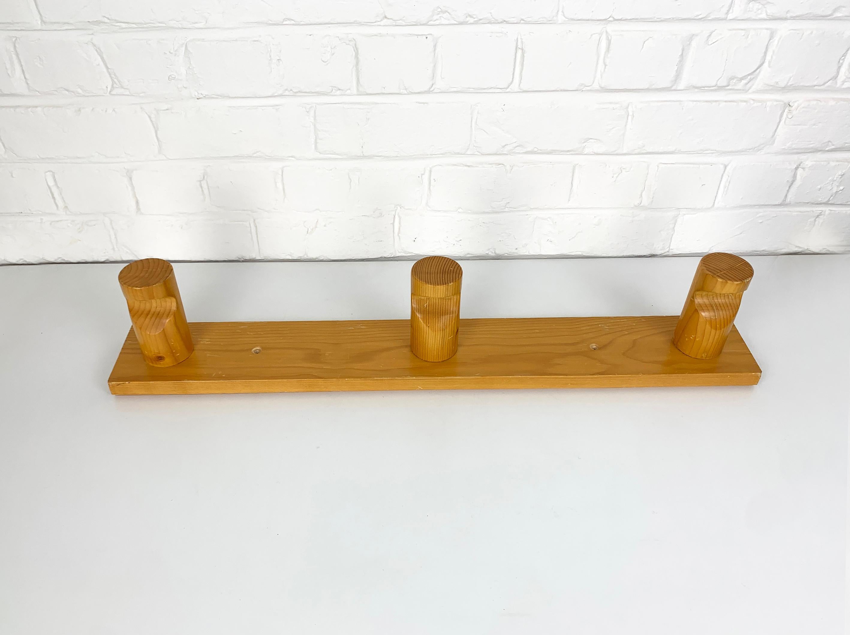 20th Century French Coat Rack by Charlotte Perriand for Les Arcs, Pinewood, 1960s