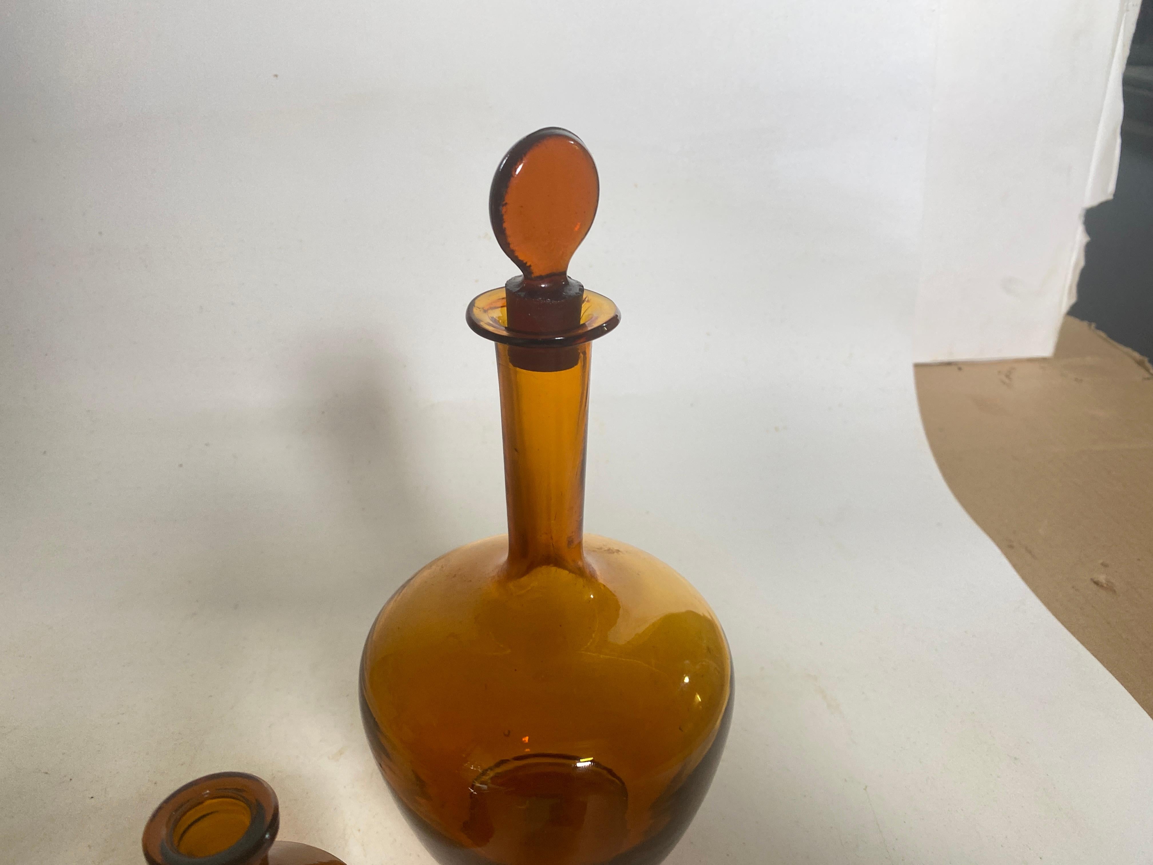 French Cobalt Orange Pharmacy Bottles Set of 3 Circa 20th Century In Good Condition For Sale In Auribeau sur Siagne, FR