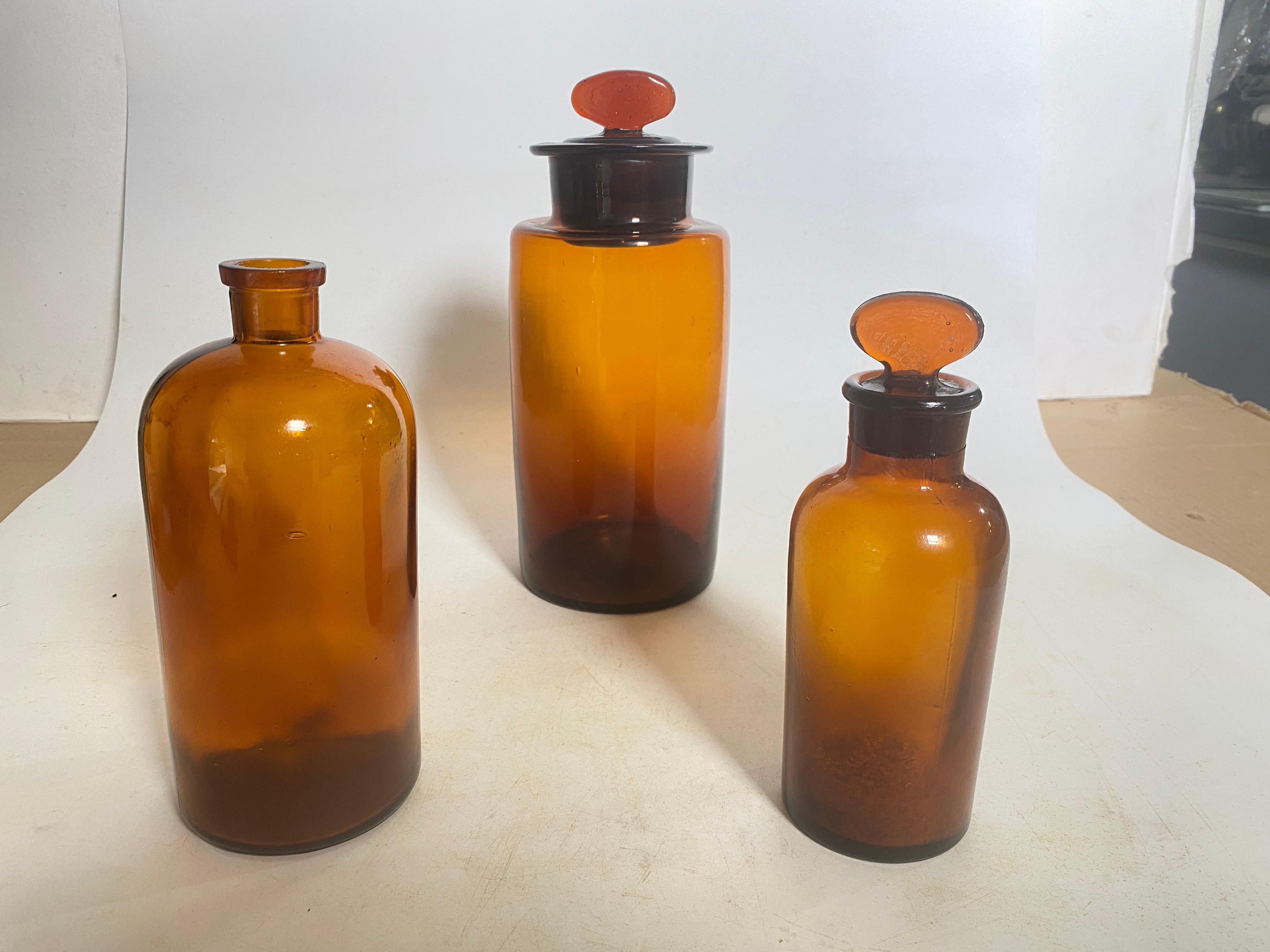 French Cobalt Orange Pharmacy Bottles Set of 3 Circa 20th Century In Good Condition For Sale In Auribeau sur Siagne, FR