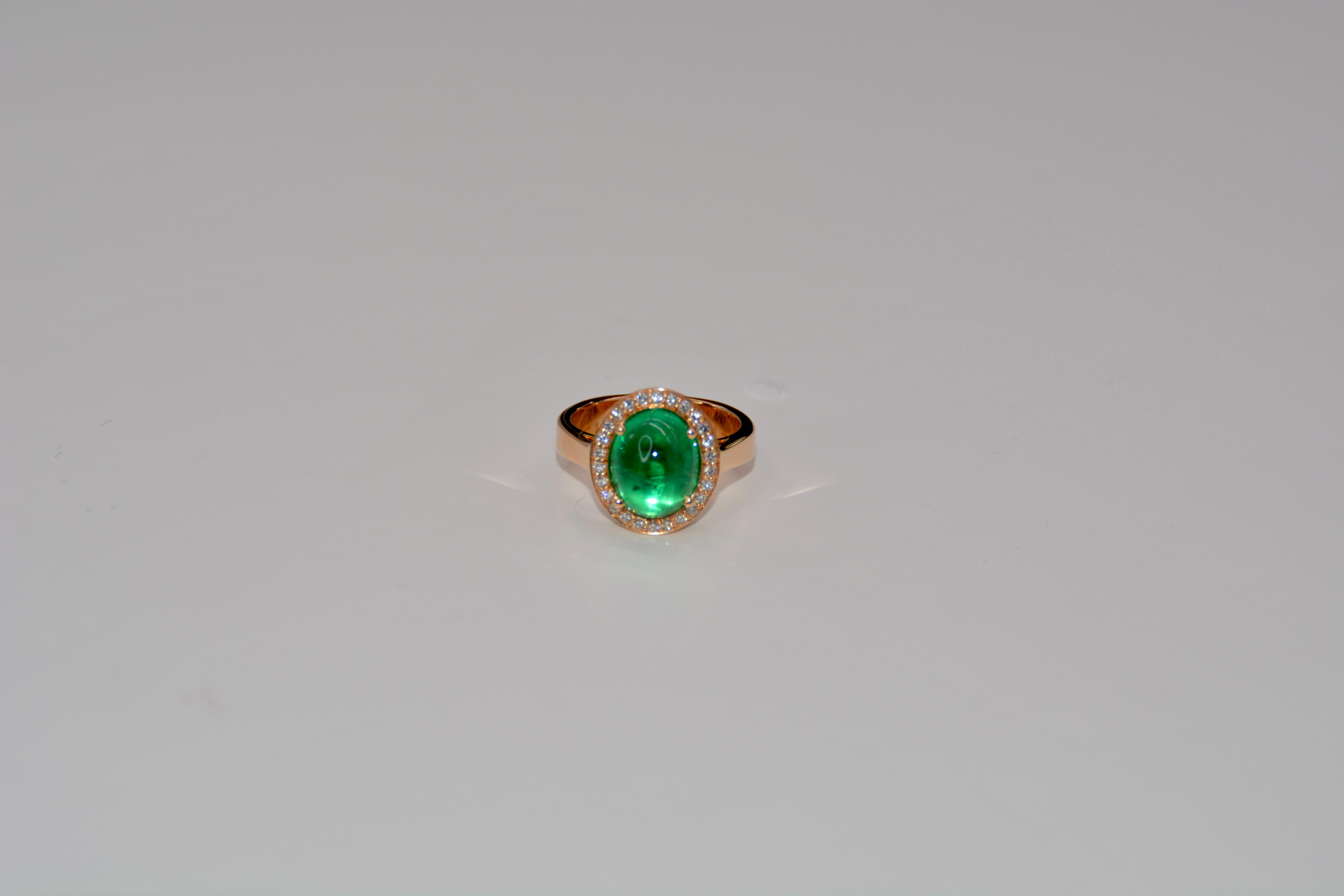 French Cocktail Ring Emerald Cabochon Diamonds Rose Gold For Sale 2
