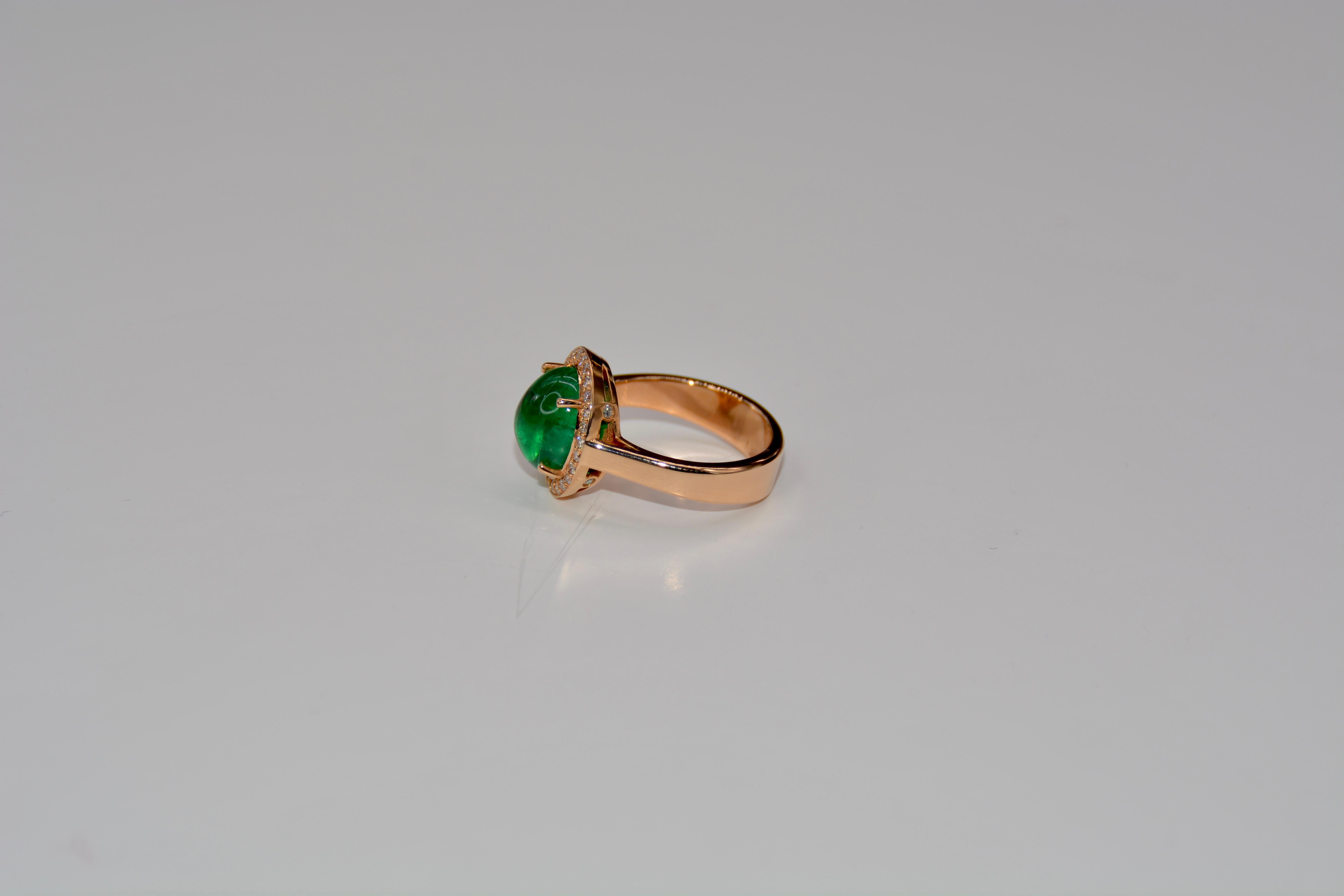 French Cocktail Ring Emerald Cabochon Diamonds Rose Gold For Sale 3