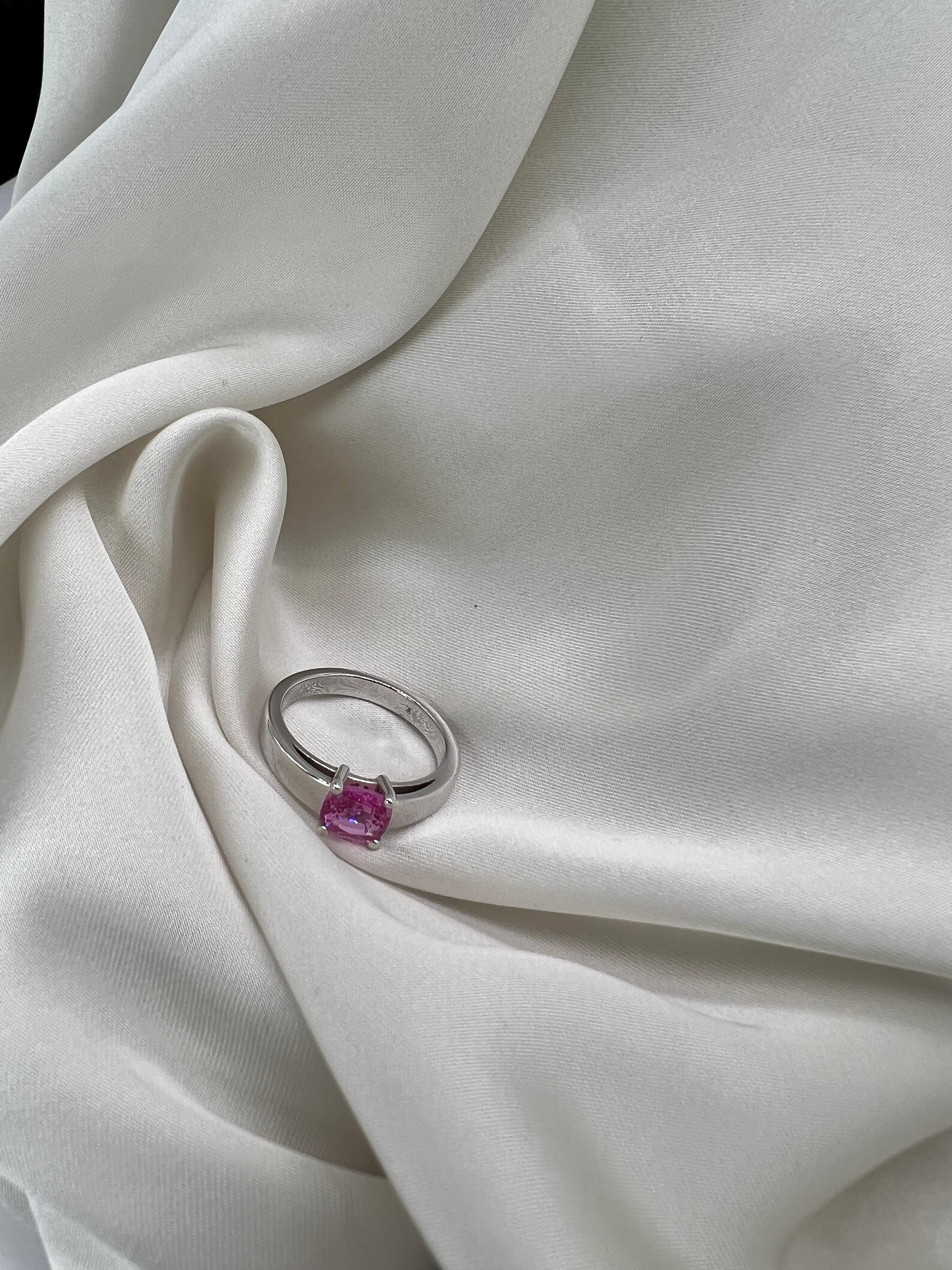 Contemporary French Cocktail Ring Pink Sapphire White Gold For Sale