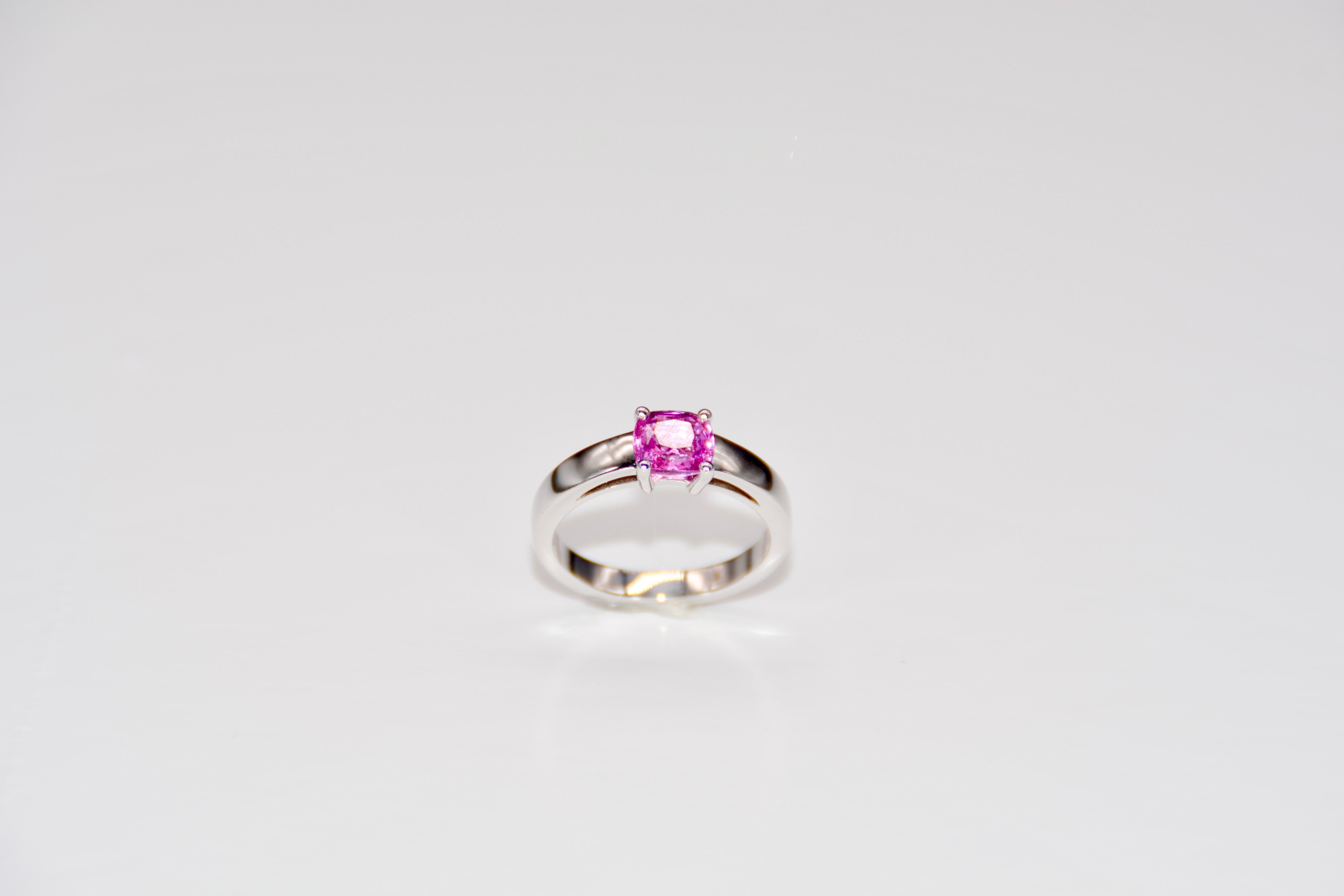 French Cocktail Ring Pink Sapphire White Gold For Sale 2