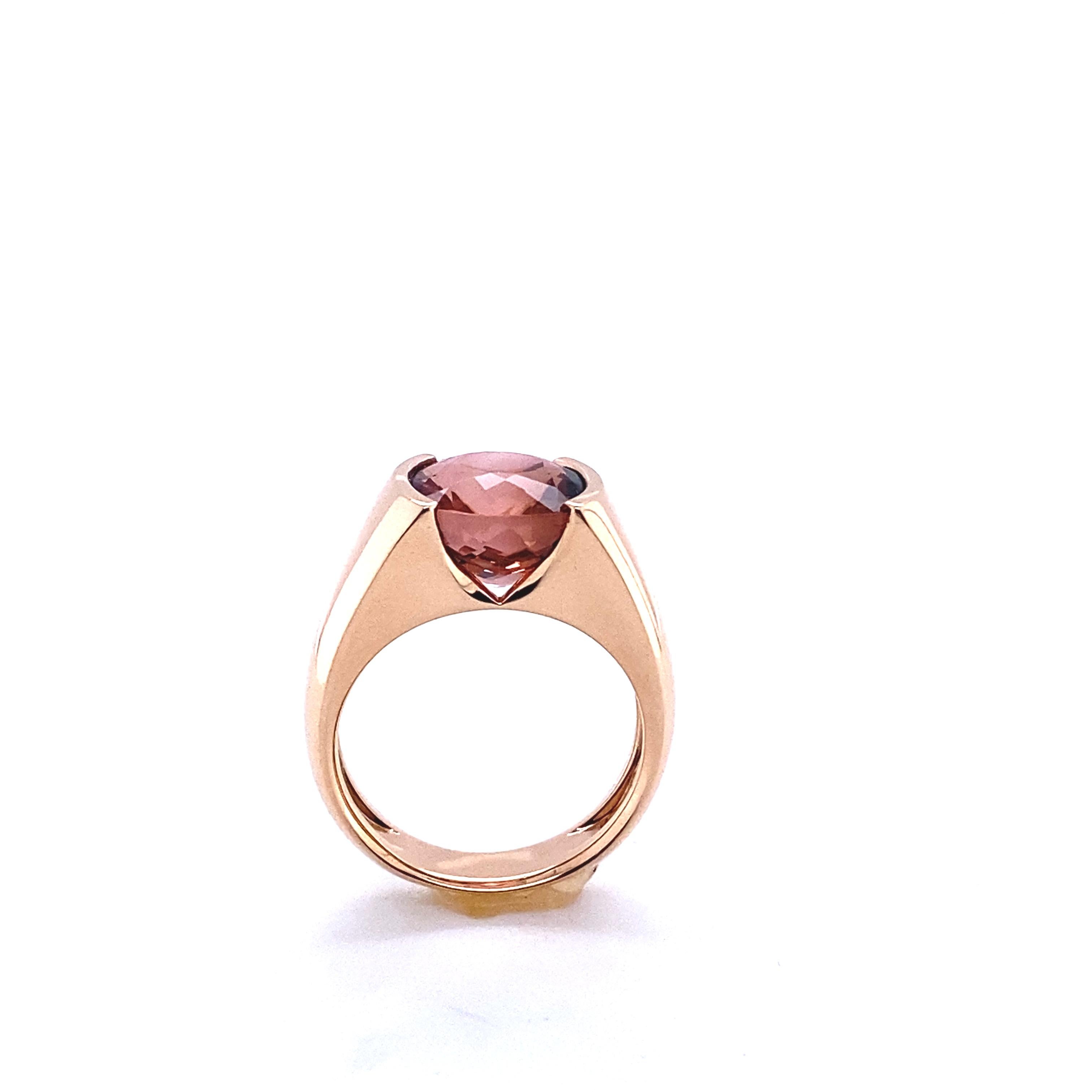 French Cocktail Ring Topped with a Tourmaline Pink Gold In New Condition In Vannes, FR