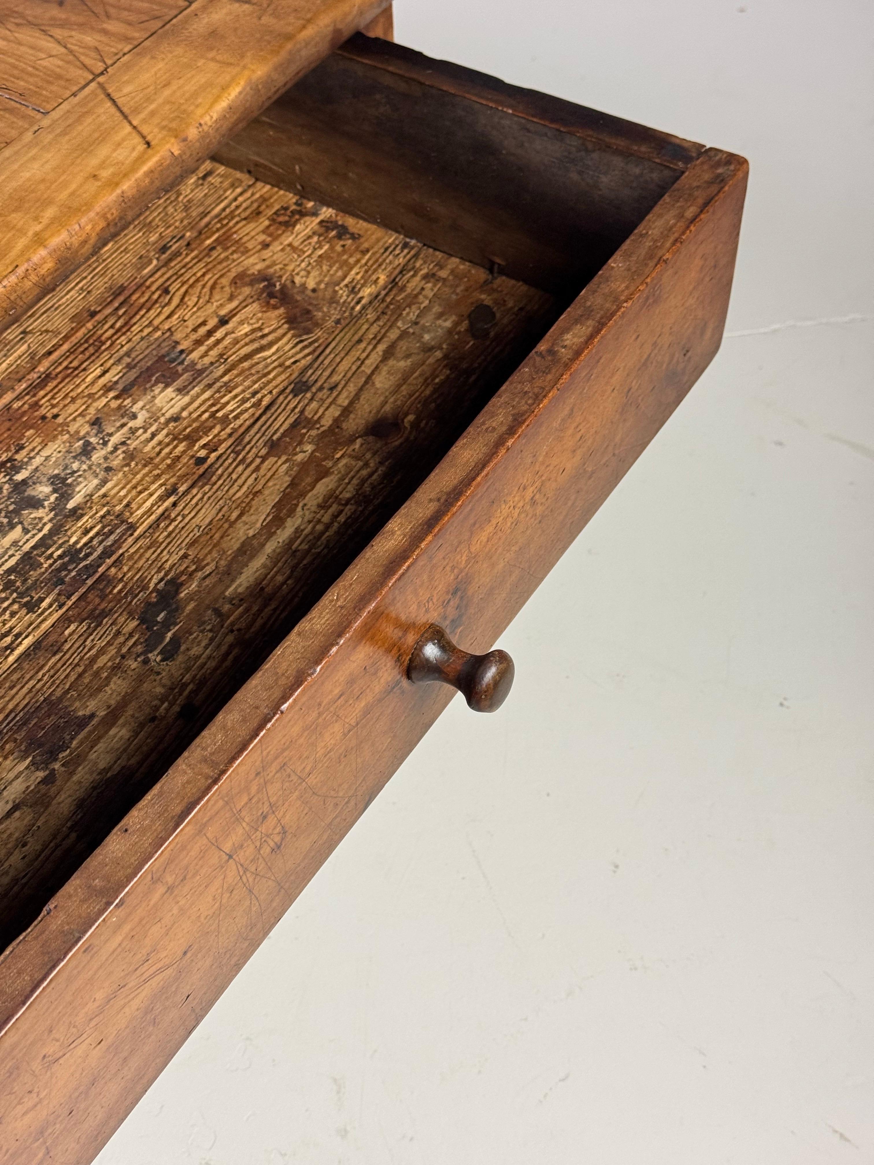 French Coffee table 19th century For Sale 2