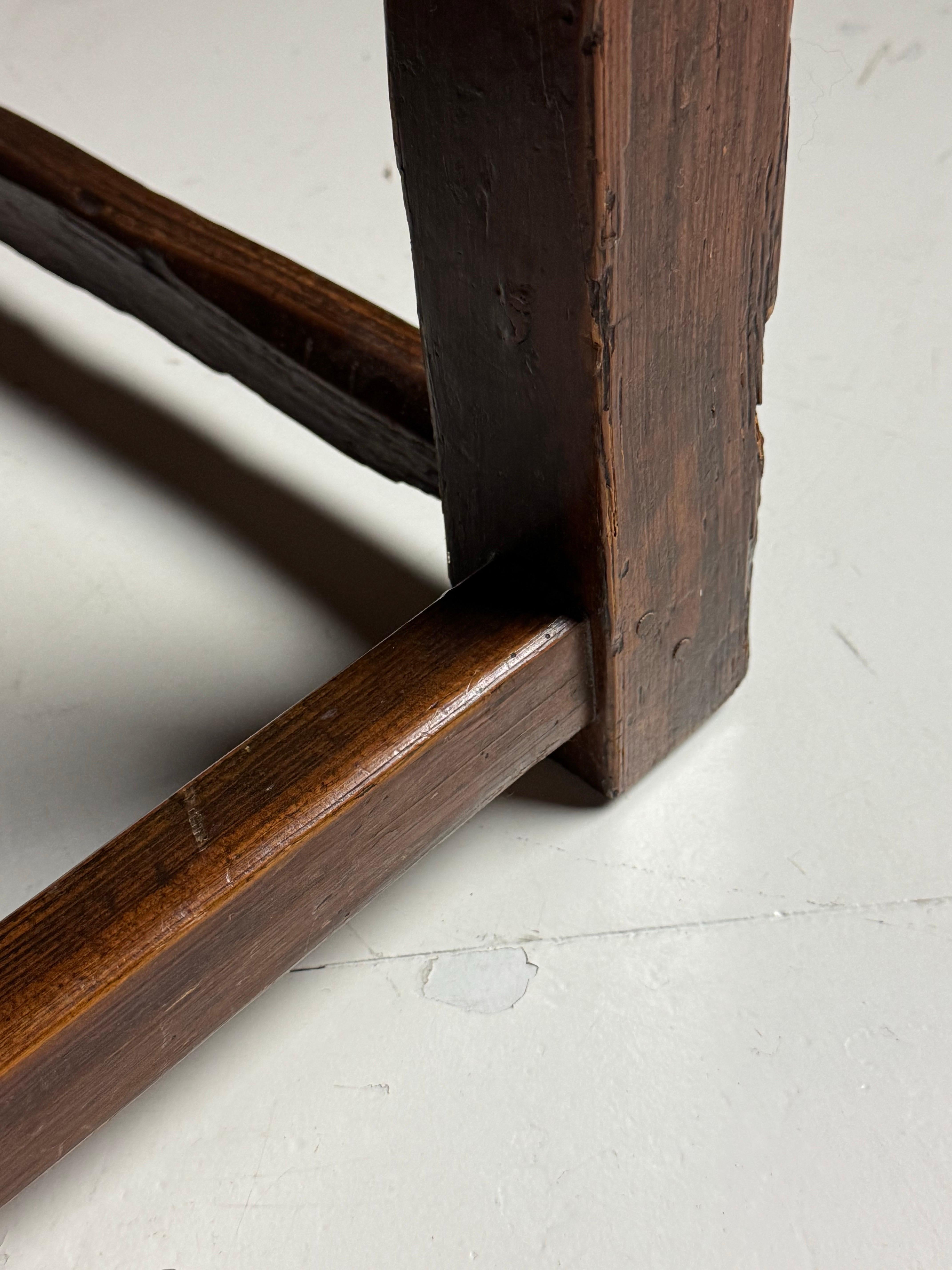 Mesa de centro francesa de principios del siglo XIX en venta 12