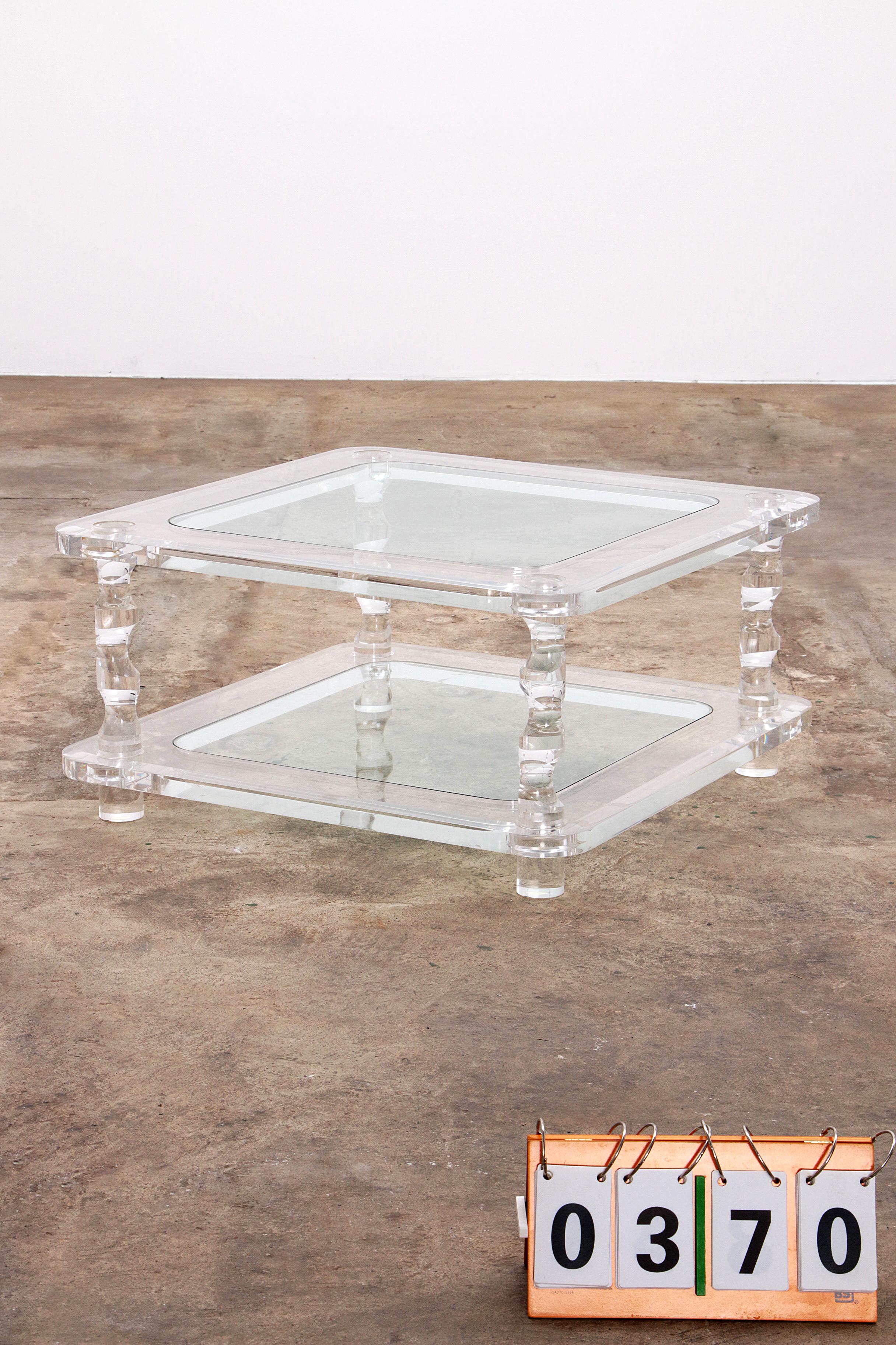 French Coffee Table Lucite and Glass Maison Romeo, 1970s For Sale 6