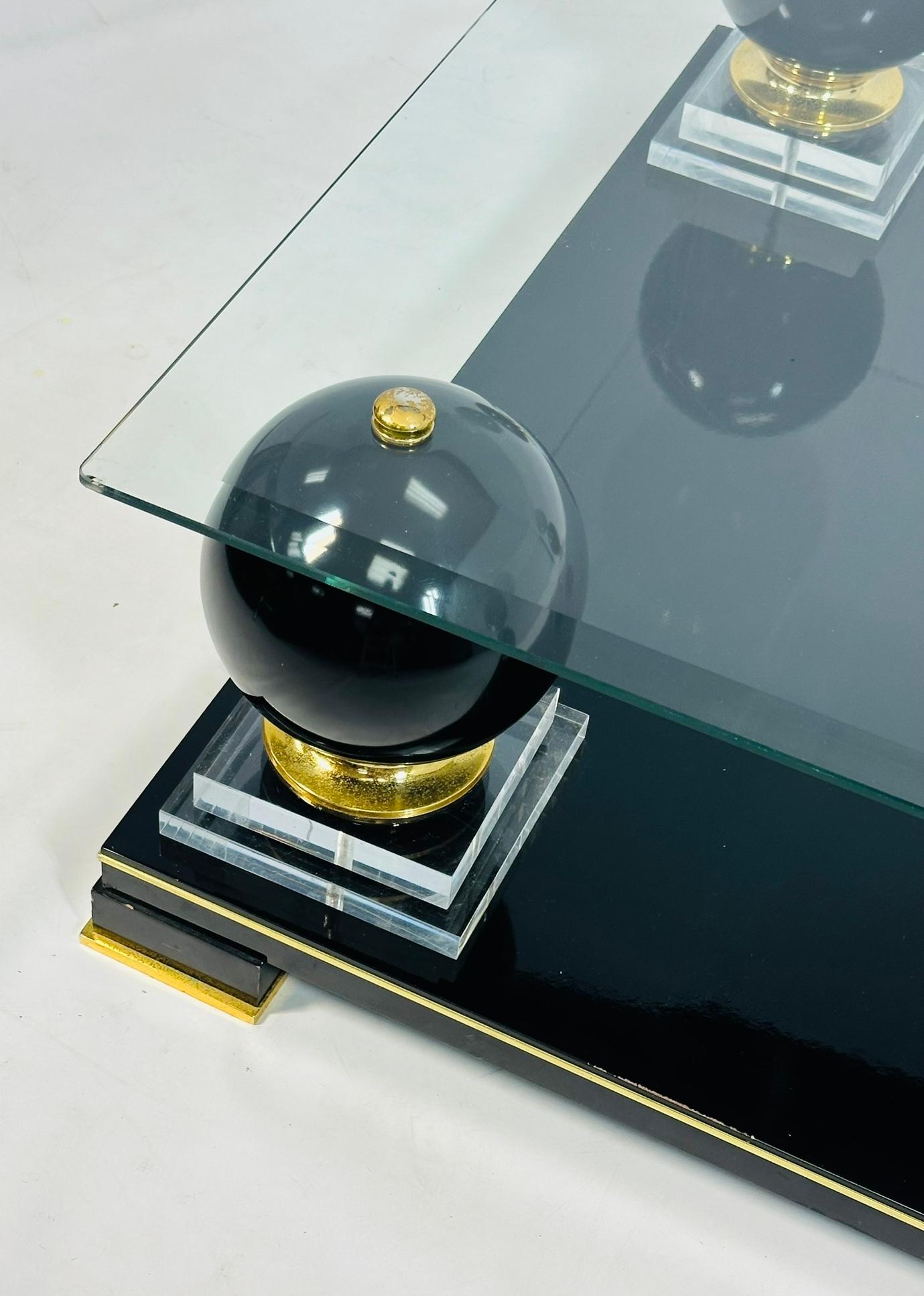 Bronze Table basse française avec accents en bronze dans le style de Roche Bobois en vente