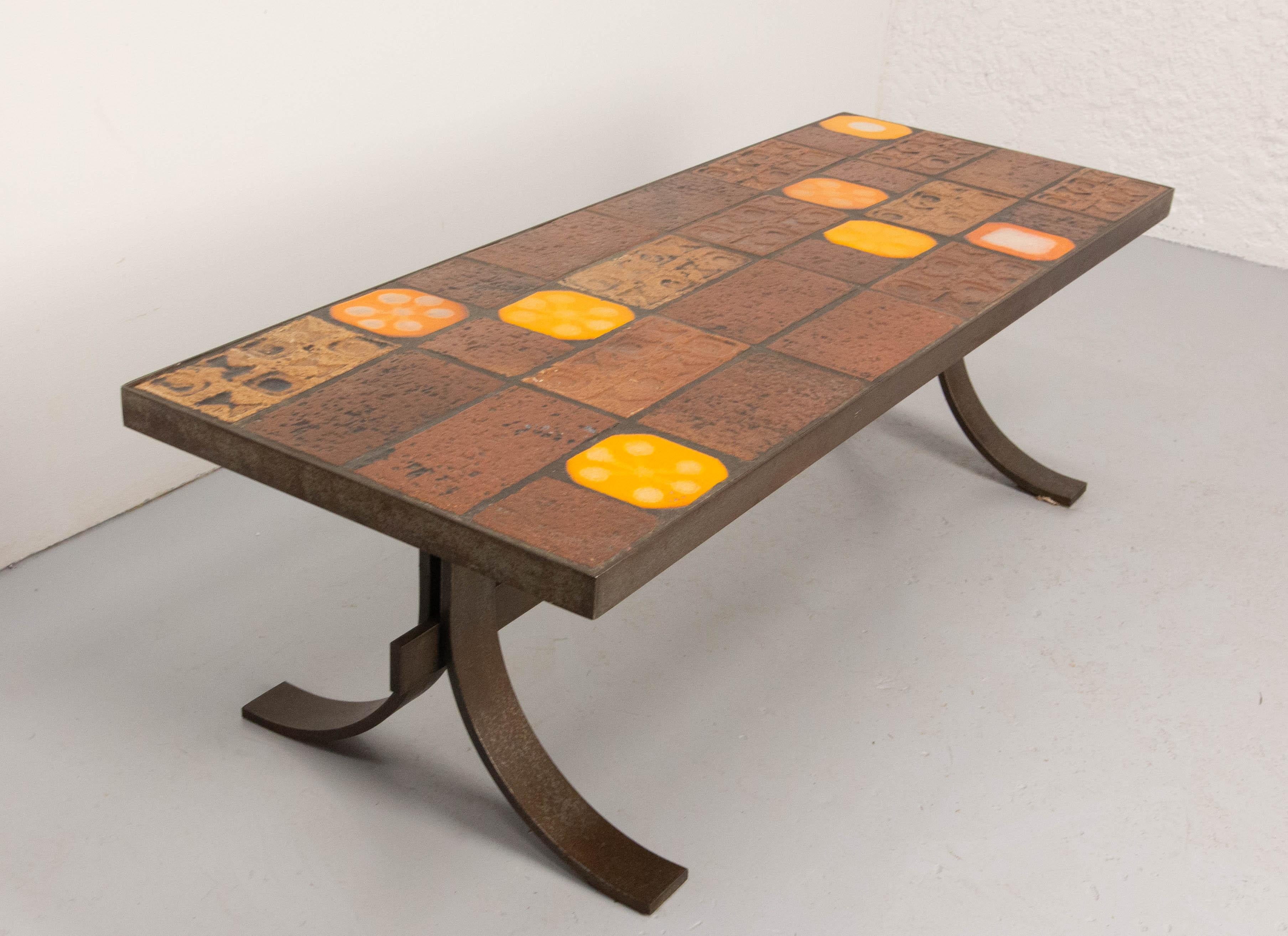 Mid-Century Modern French Coffee Table with Glazed Ceramics in the st of Roger Capron, circa 1960 For Sale