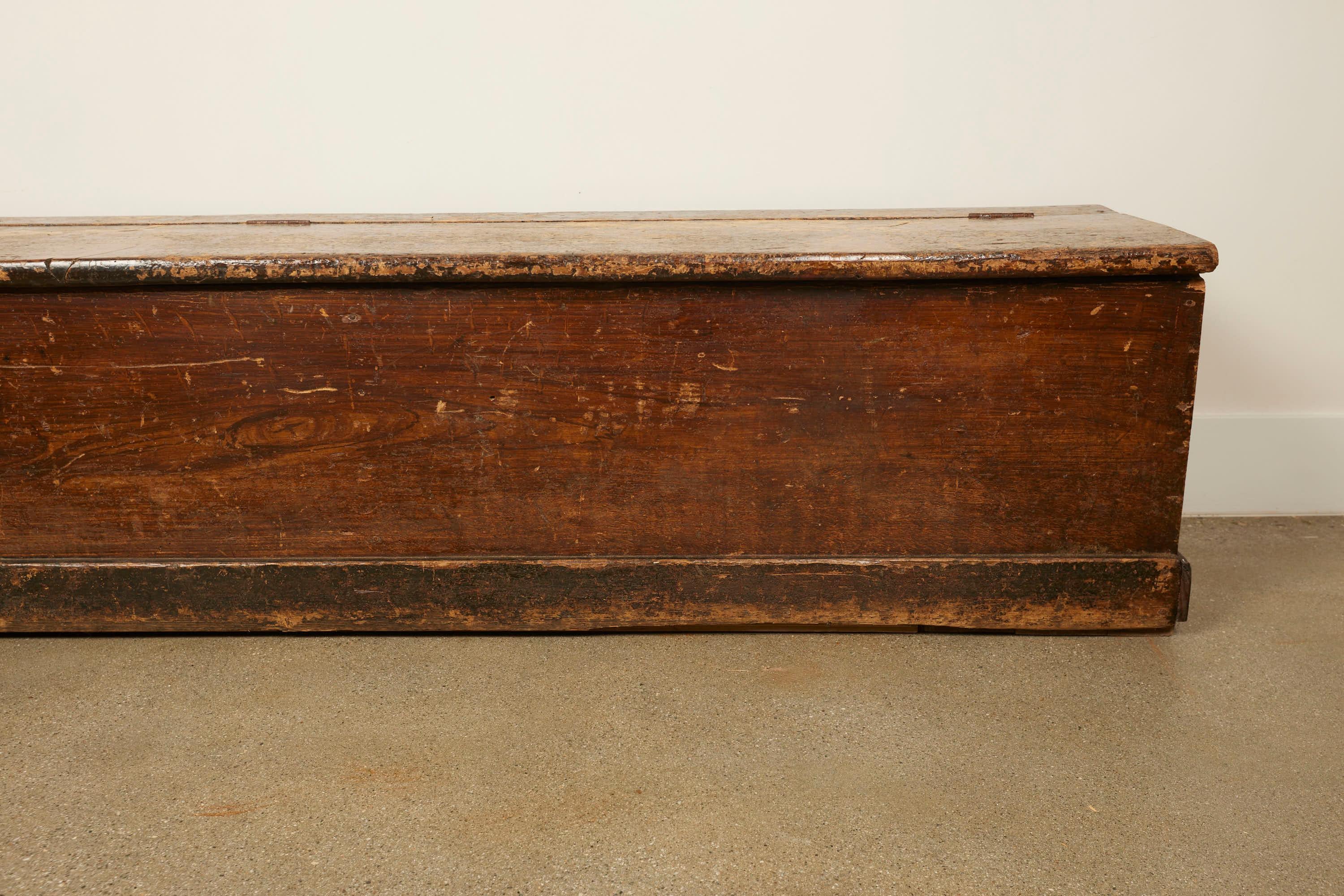 French Coffer Bench 19th Century For Sale 2