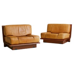 Sedia da salotto francese in pelle cognac di Gérard Guermonprez, anni '70 - 2 disponibili