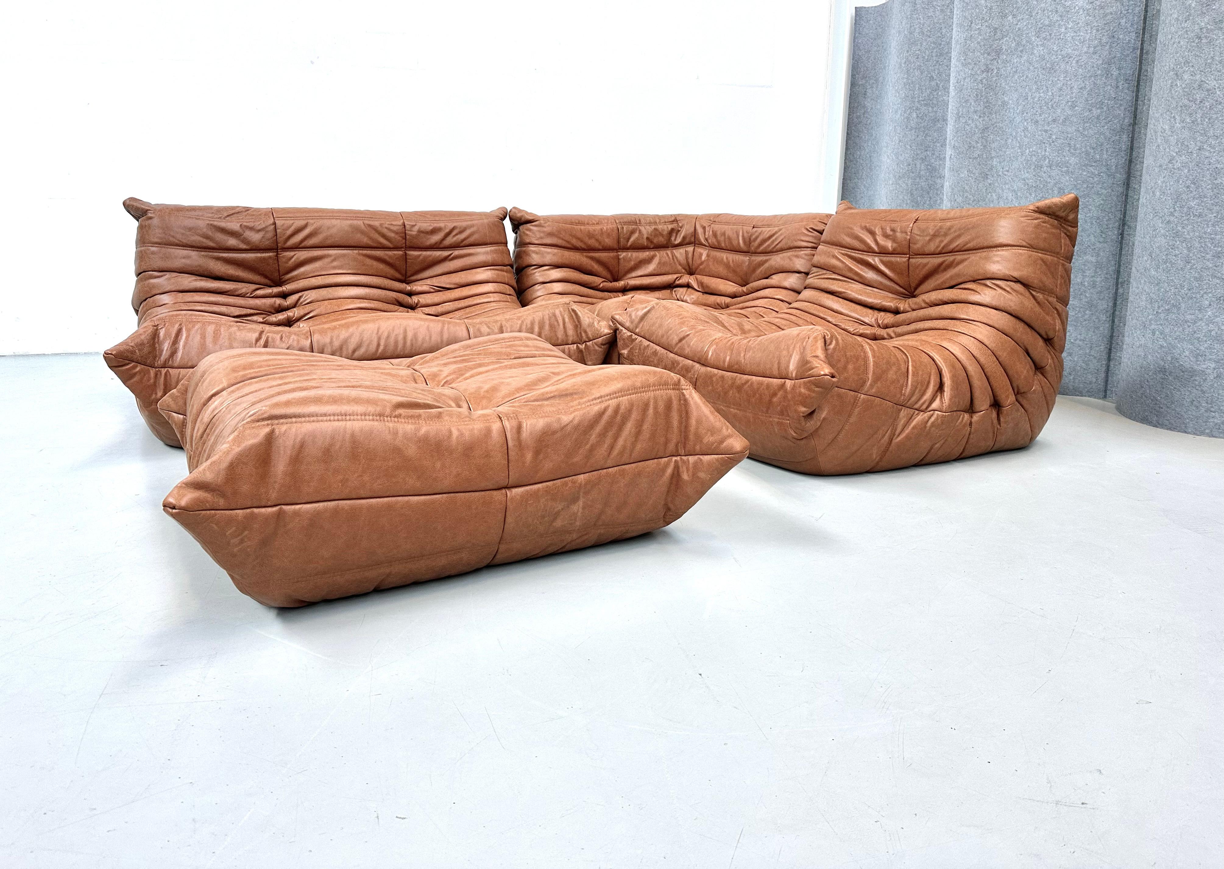 French Cognac Leather Togo Livingroomset  by Michel Ducaroy for Ligne Roset. For Sale 9