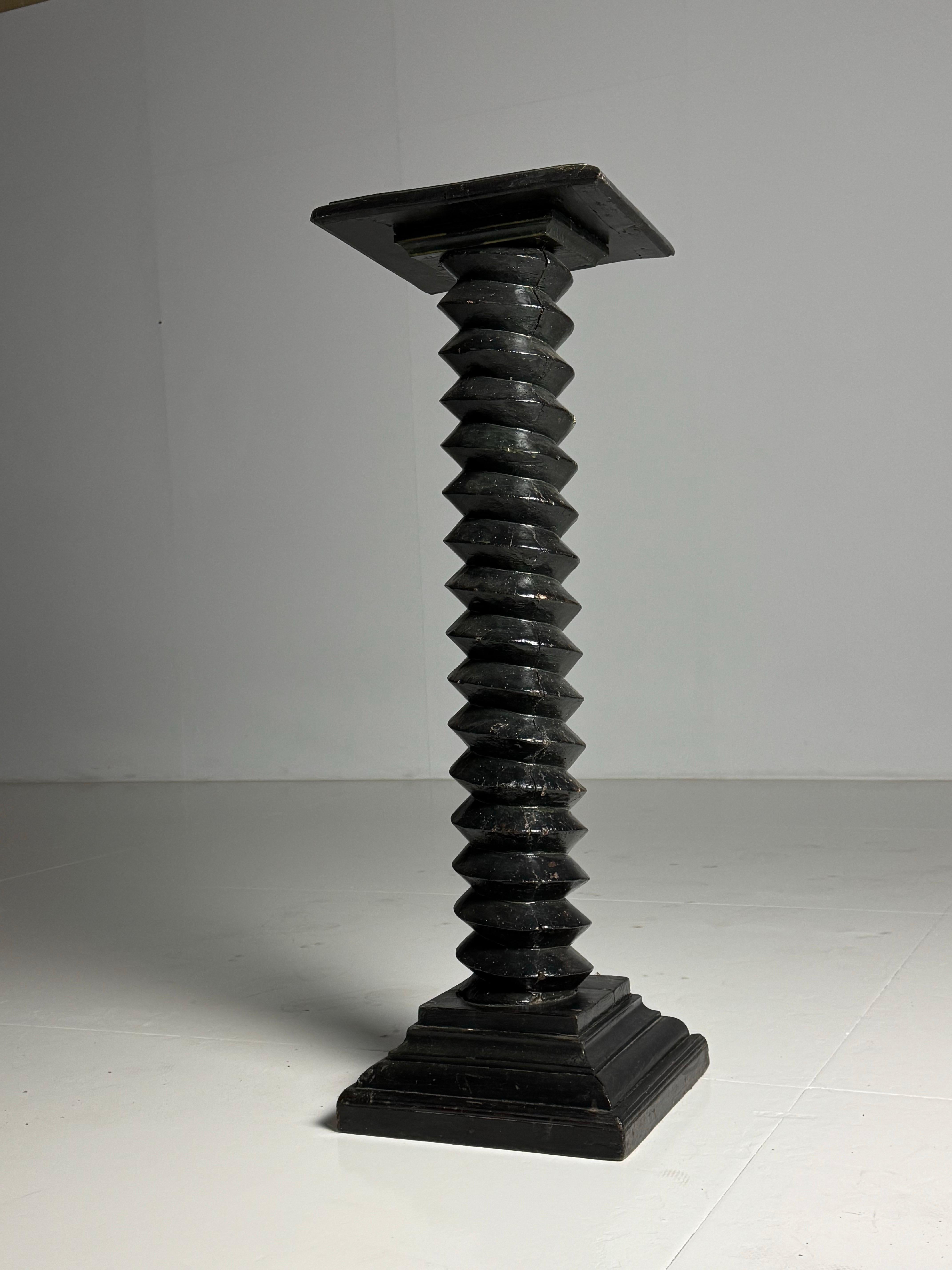 Colonne française noire vintage en vente 3