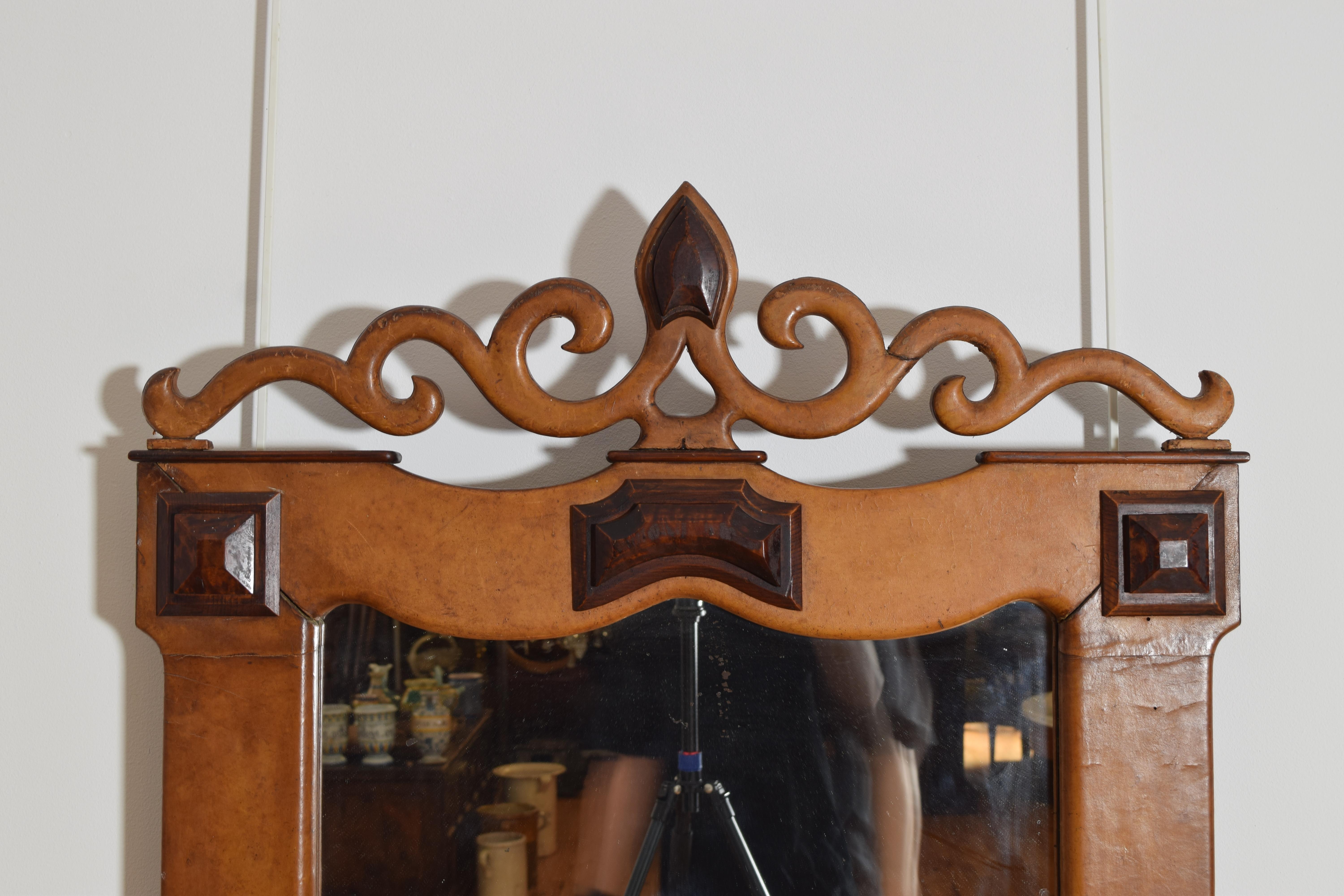 Miroir en cuir Coloni, début du 20e siècle Bon état - En vente à Atlanta, GA