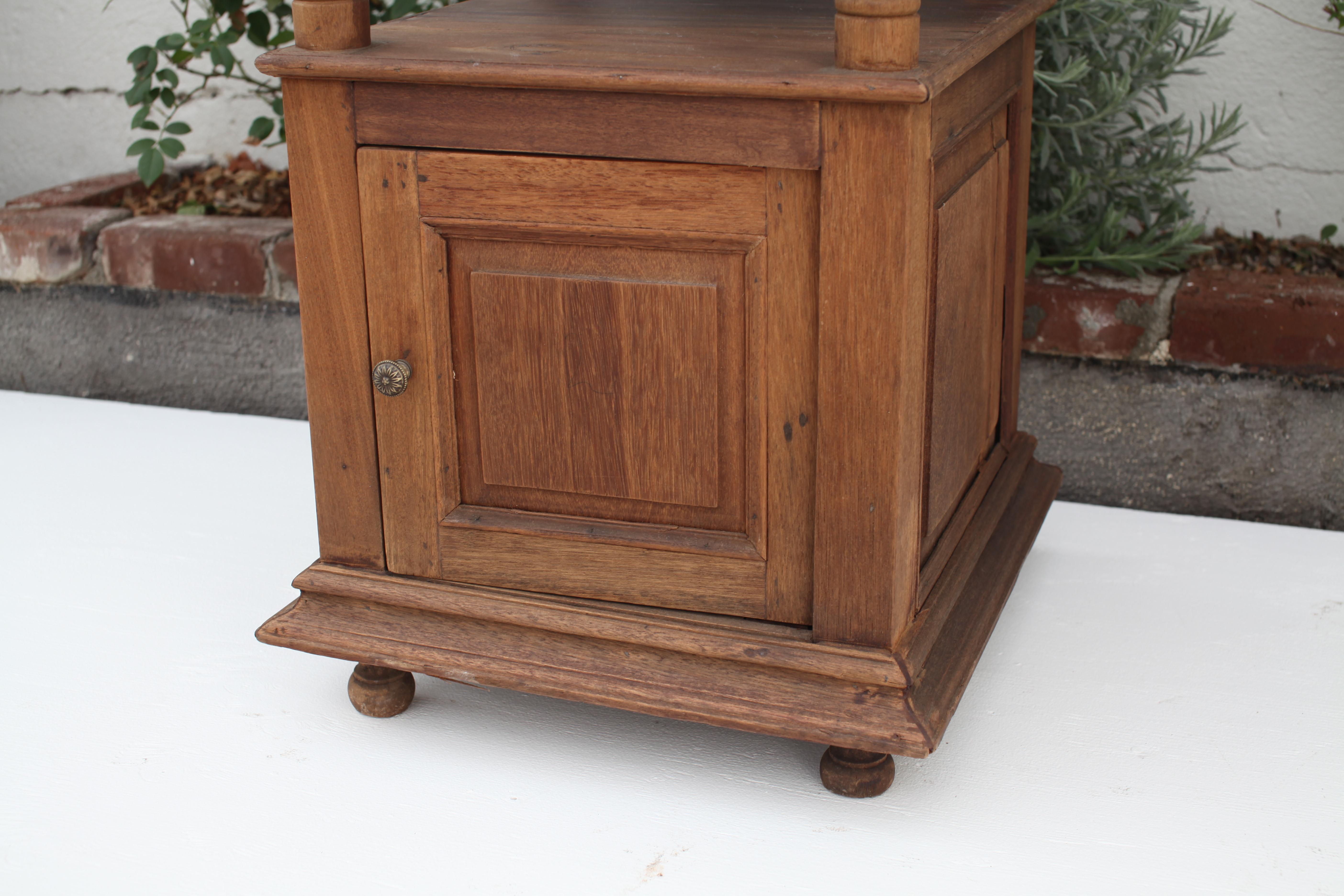 French Colonial Teak Open Bedside Cabinet Turned Corners, 1930's  For Sale 2