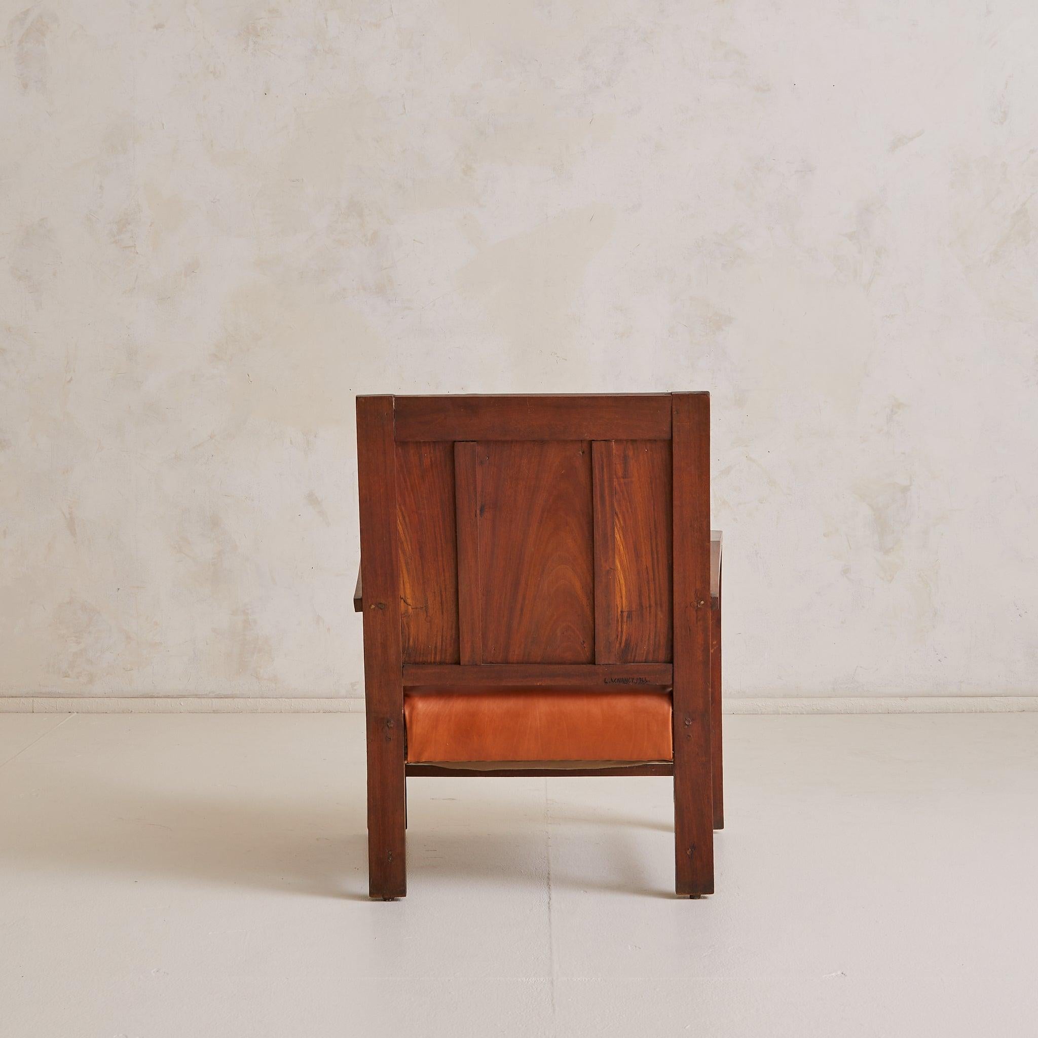French Colonial Wood + Cognac Leather Armchair, 1944 Francés en venta
