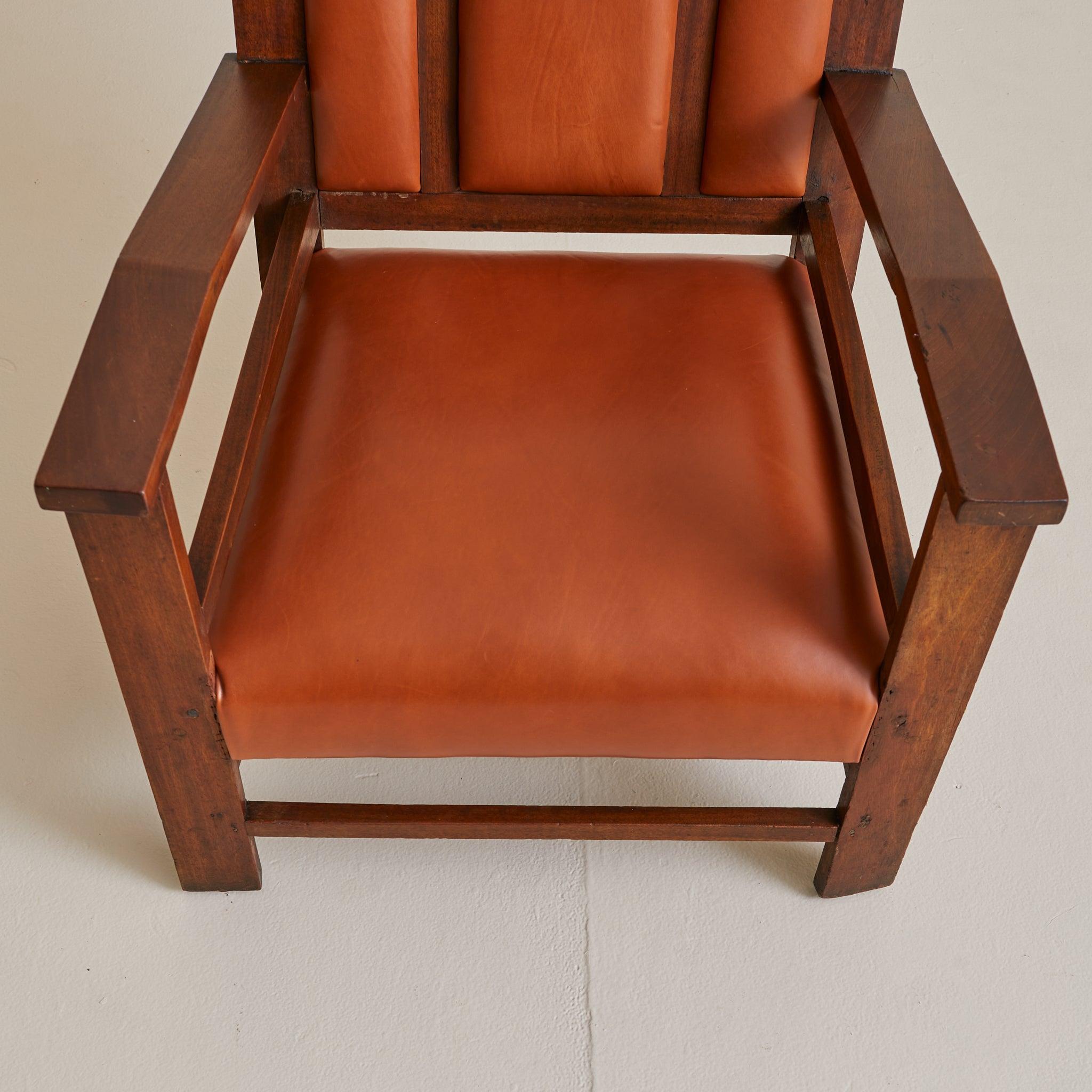 French Colonial Wood + Cognac Leather Armchair, 1944 mediados del siglo XX en venta