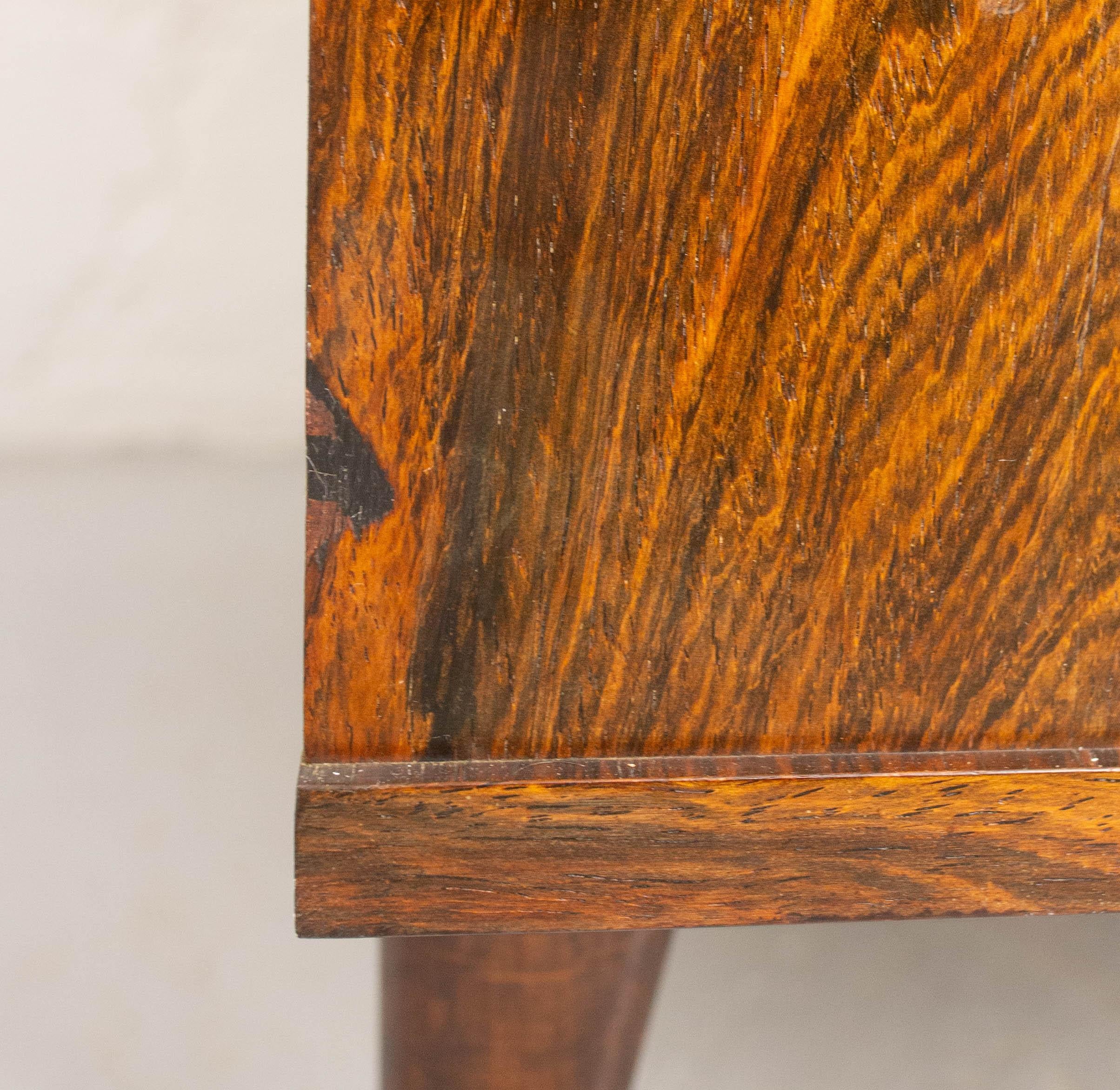 Cassettiera francese Commode Chiffonnier impiallacciata in palissandro, 20th Mid century in vendita 4