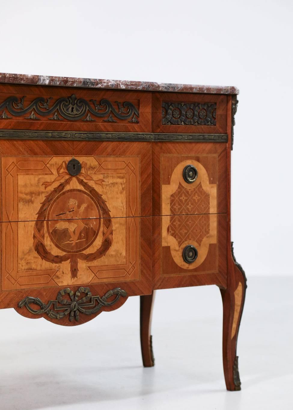 French Commode Style of Louis XV-XVI In Excellent Condition In Lyon, FR
