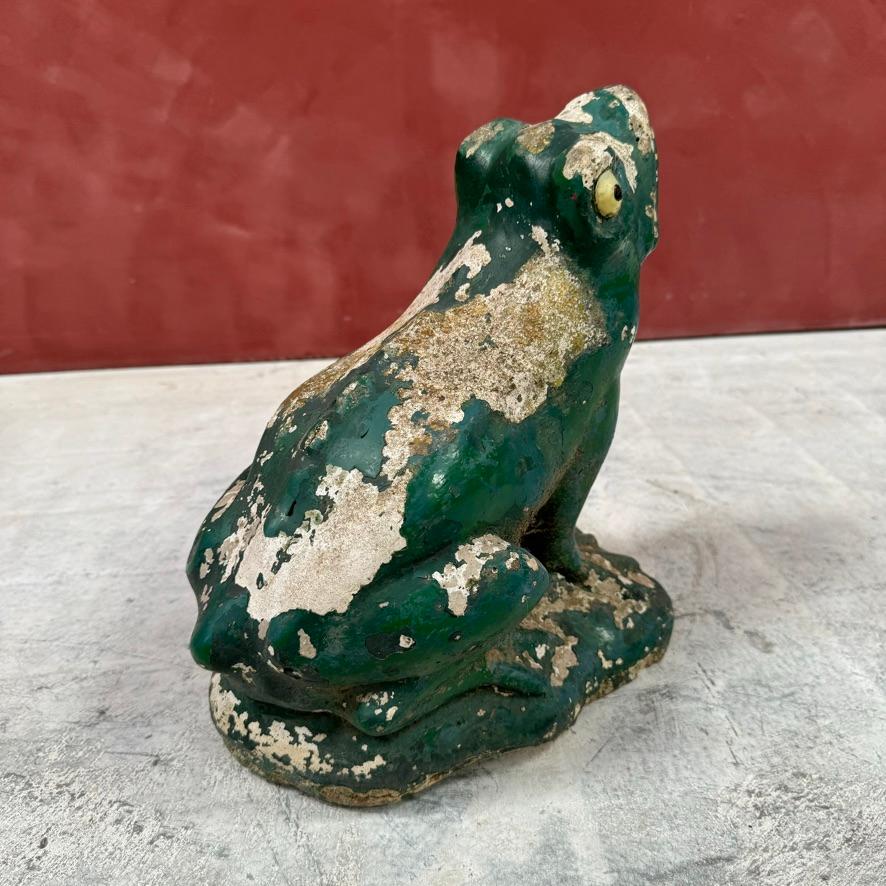 Frog française en béton en vente 3