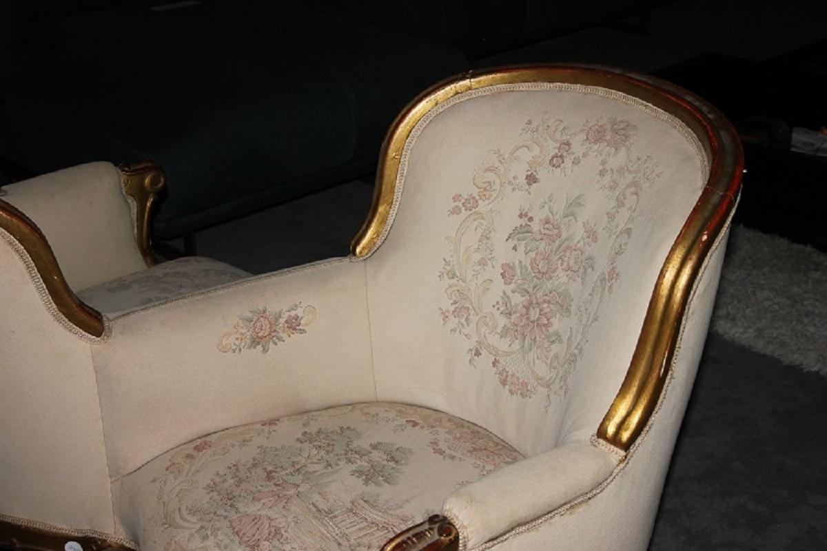 French Confident sofa from the 1800s, Louis XV style, in gilded wood In Good Condition For Sale In Barletta, IT
